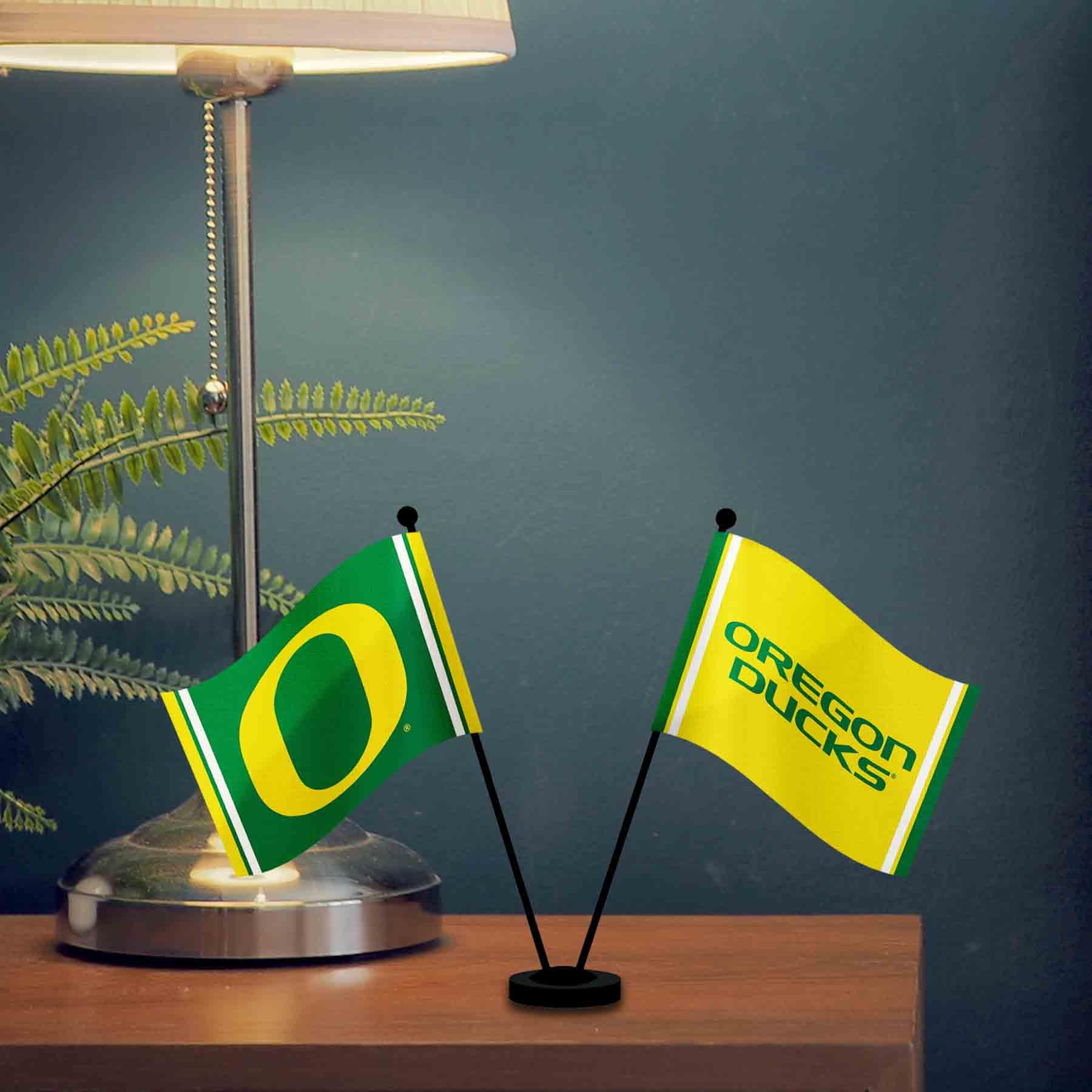 WinCraft Oregon Desk & Table Top Flags - Perfect for Office Decor, Home Display & Sports Fan Gifts | 12-Pack Mini Team Spirit Flags