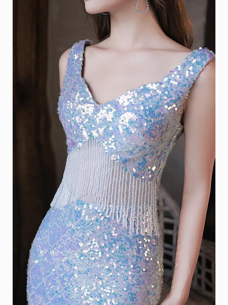 Elegant Mermaid Sequins Long Prom Dress with High Slit & V-Neck | Sparkly Evening Gown for Homecoming, Pageant, Red Carpet Events | Size 195