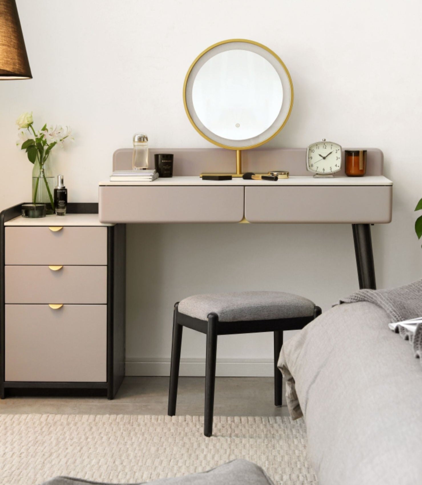 Solid Oak & Birch Wood Makeup Stool - Durable Vanity Seat with Comfortable Cushion for Bedroom, Bathroom & Dressing Room