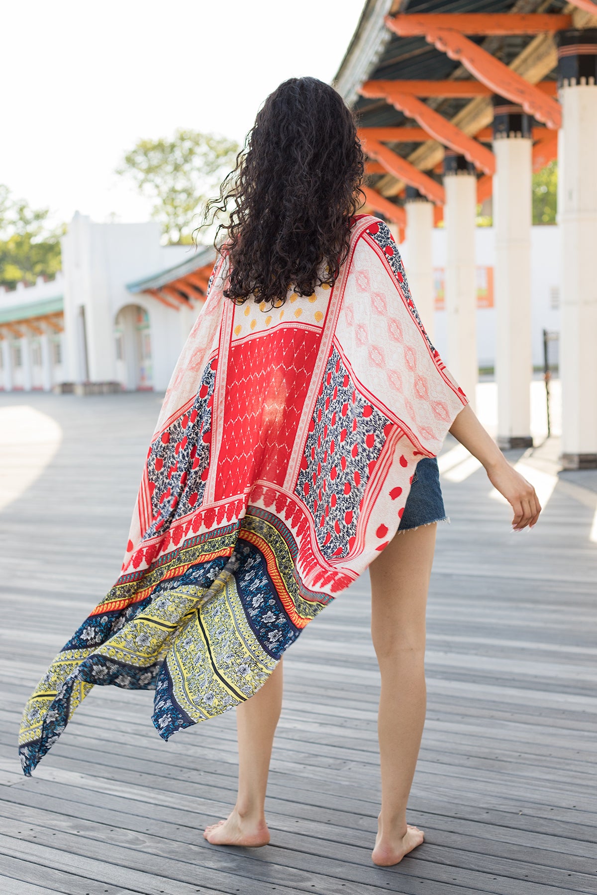 Stylish Tropical Print Kimono Cover Up - Lightweight Beachwear for Women - Perfect for Poolside, Vacation & Summer Outfits