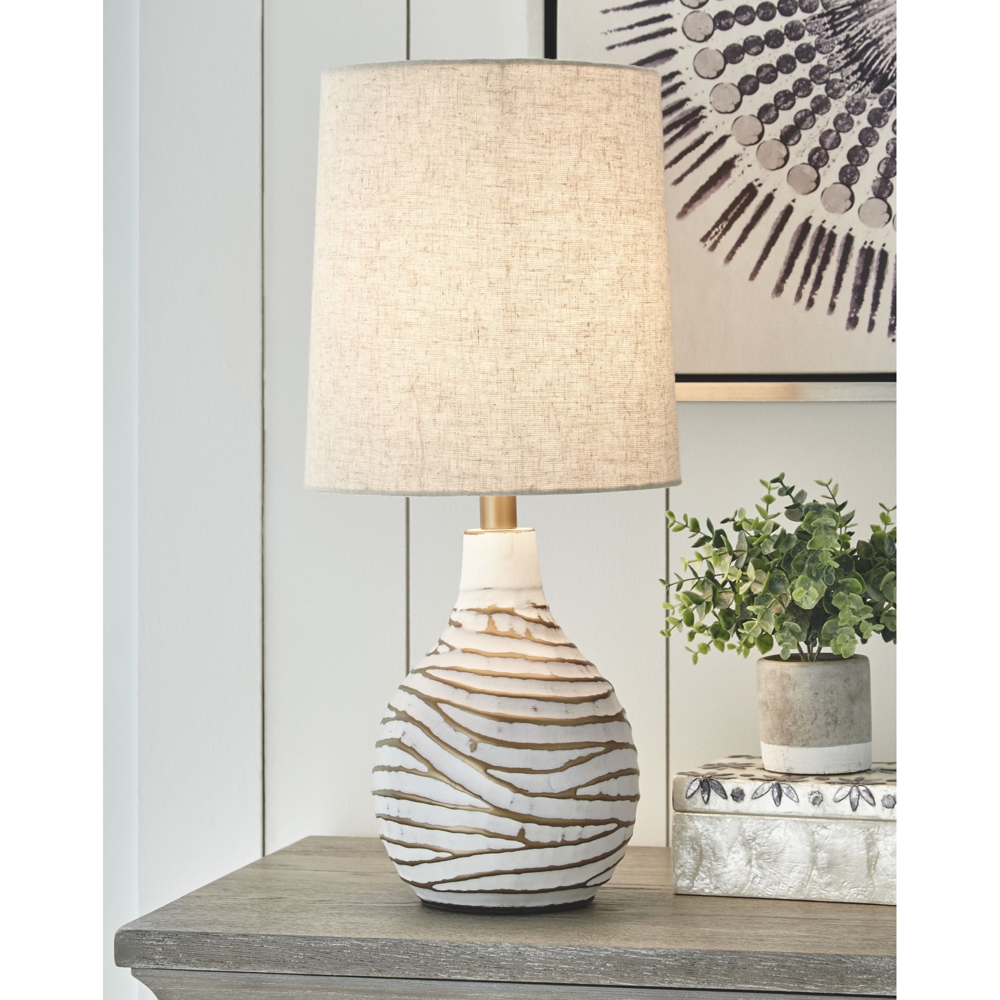 Aleela Modern Table Lamp - 21.5 Inch Height, LED Bedside Lamp with USB Port, Adjustable Brightness for Living Room, Bedroom & Office (Warm White Light) - Perfect for Reading, Working & Relaxing