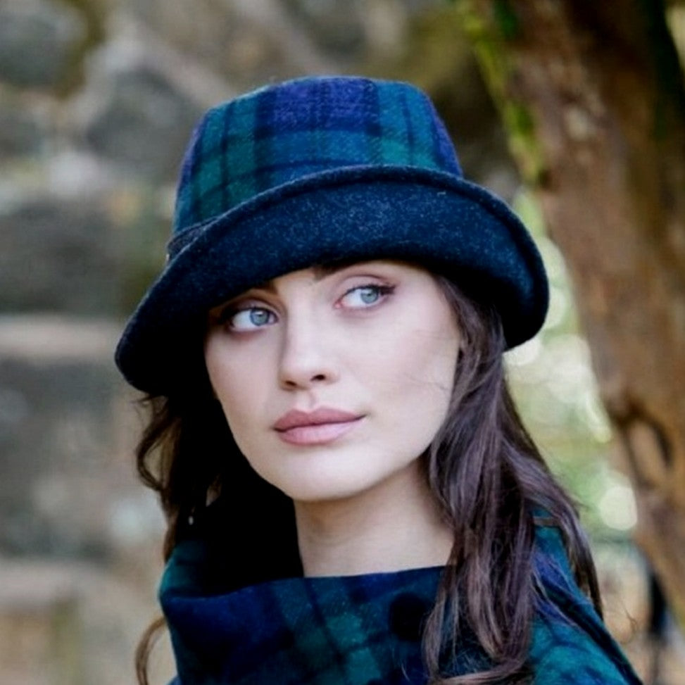 Irish Wool Clodagh Hat for Women & Men - Warm Winter Beanie in 10 Colors | Soft Merino Wool Knit Cap for Outdoor Activities, Skiing, Hiking & Cold Weather