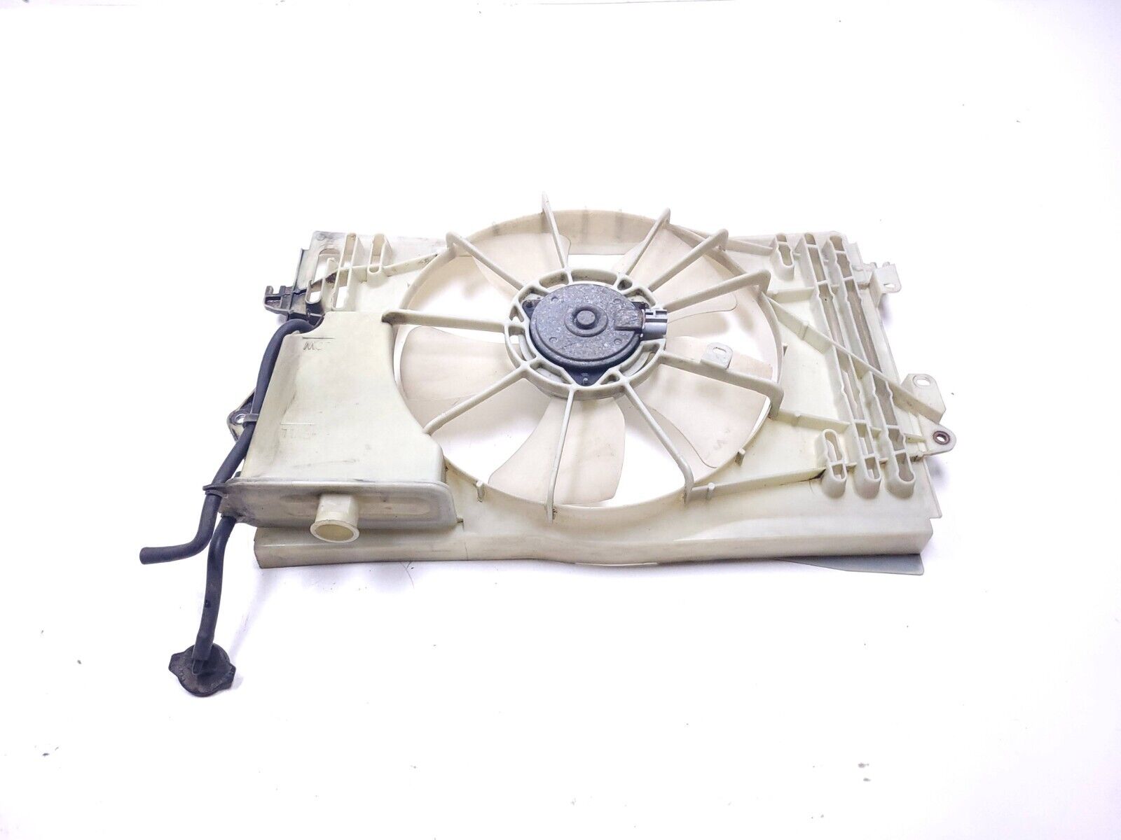 03 08 Toyota Corolla Radiator Cooling Fan with Overflow Reservoir - OEM Replacement Part for Engine Cooling System - Perfect for DIY Auto Repair & Maintenance