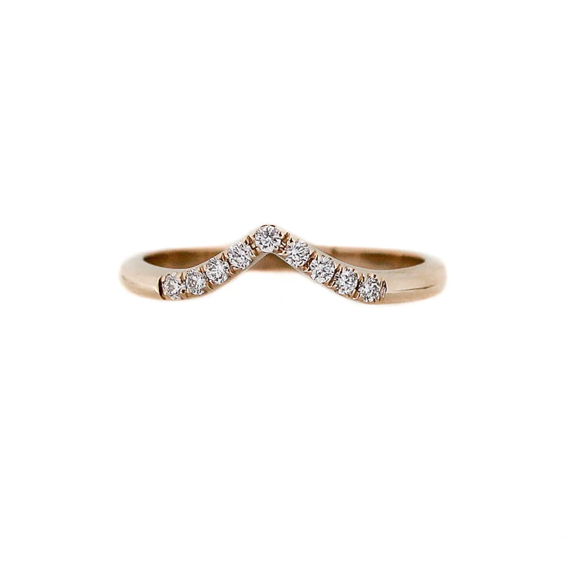 Diamond Point Band Ring - Elegant & Durable Jewelry for Women | Perfect for Weddings, Anniversaries & Special Occasions