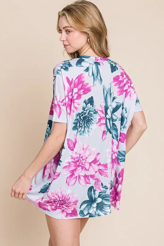BOMBOM Floral Print V-Neck Short Sleeve T-Shirt for Women - Summer Casual Top, Beach Outfit, Date Night Shirt