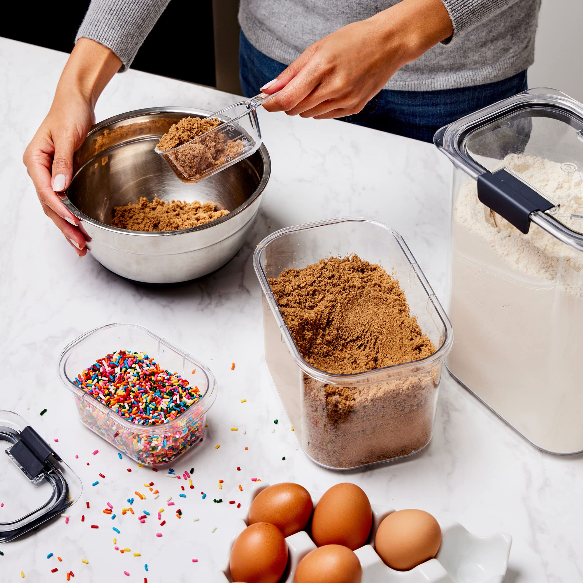 Rubbermaid Brilliance BPA-Free Airtight Food Storage Containers with Lids - 20-Piece Set Includes Scoops | Ideal for Kitchen Pantry Organization & Meal Prep | Perfect for Leftovers, Snacks, Dry Goods & Bulk Food Storage