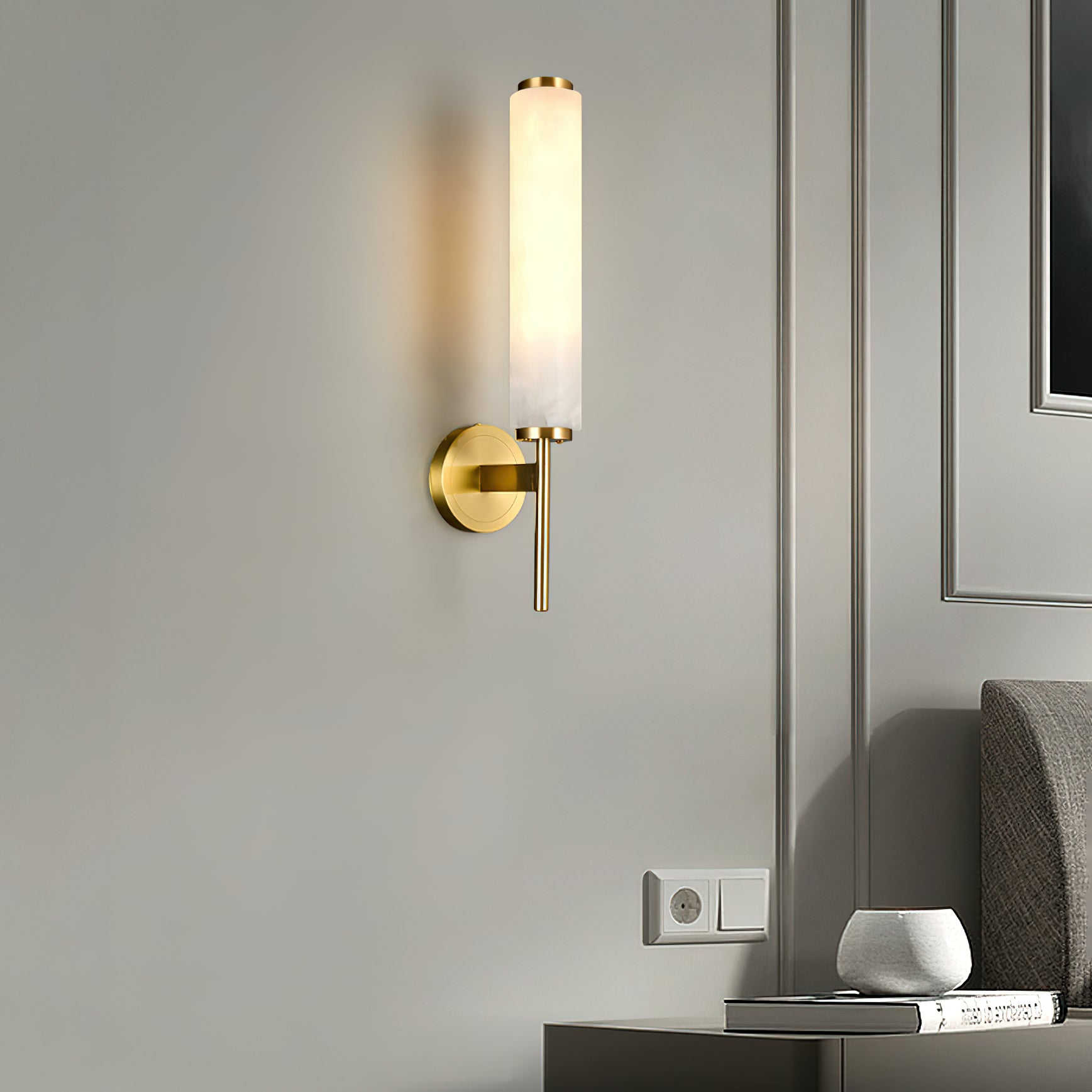Brindisi Wall Sconce - Modern LED Wall Light Fixture for Living Room, Bedroom & Hallway - Energy Efficient Indoor Lighting Solution