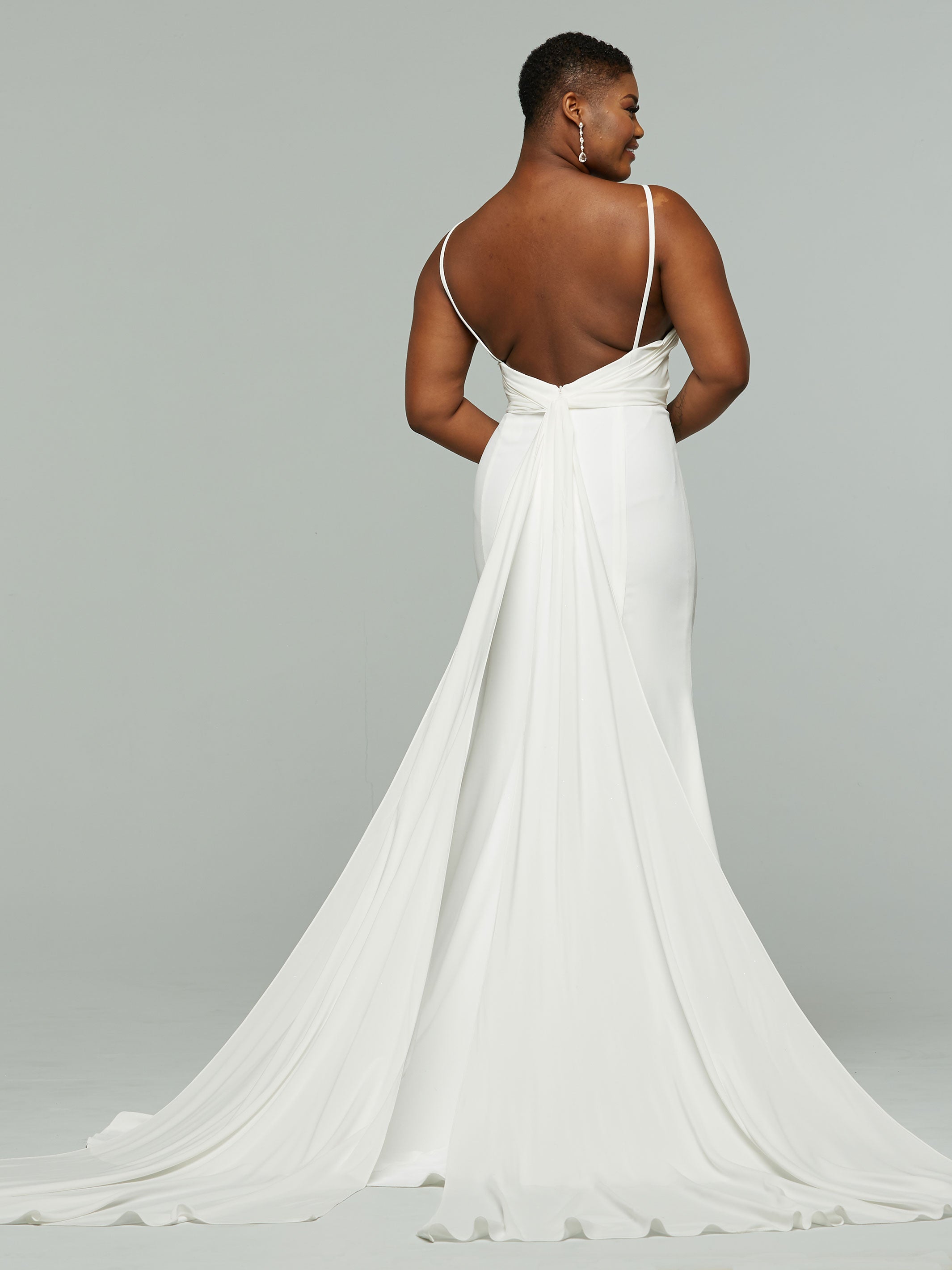Elegant Mermaid Wedding Dress for Bride - Perfect for Beach, Church, and Formal Weddings