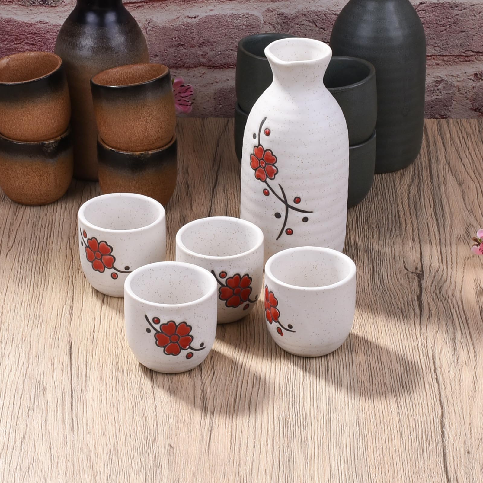Premium Japanese Sake Set - Traditional Ceramic Sake Pot with 4 Matching Cups (White) - Perfect for Home Dining, Gift Giving & Japanese Tea Ceremonies