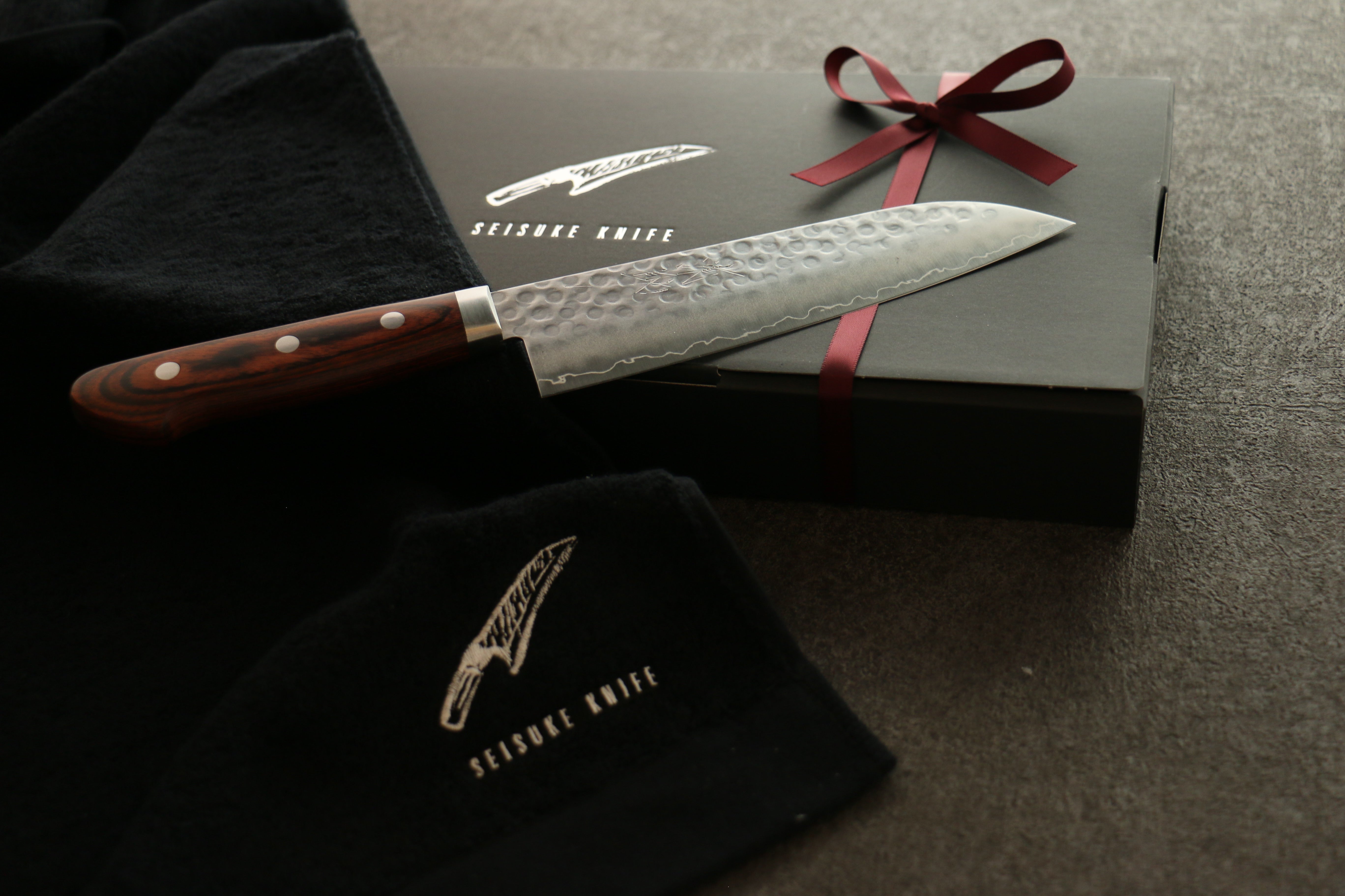 Premium Seisuke Swedish Steel Santoku Knife with Mahogany Handle & Black Towel Gift Set - Perfect for Home Chefs, Cooking Enthusiasts & Gourmet Gifts