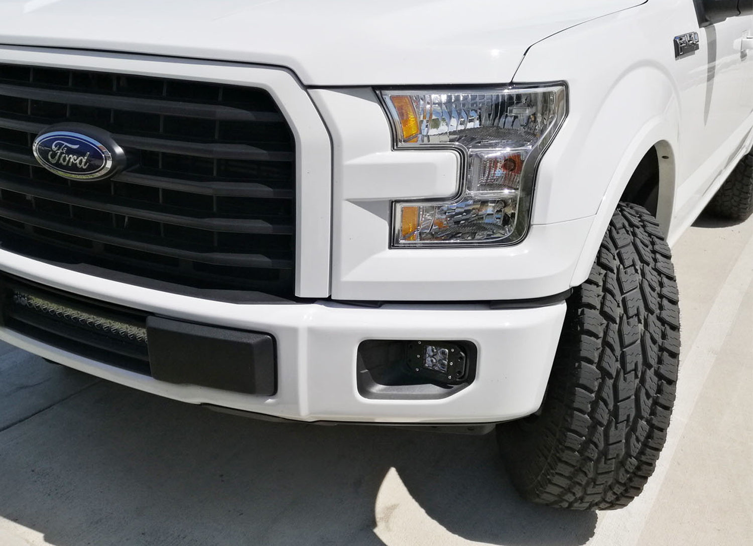 4D CREE LED Projector Pods with Wiring Harness & Mounting Brackets - Compatible with Ford F150 (2015-2020), F250/F350 (2017-2020) - Off-Road Lighting, Truck Accessories, Fog Lights Replacement