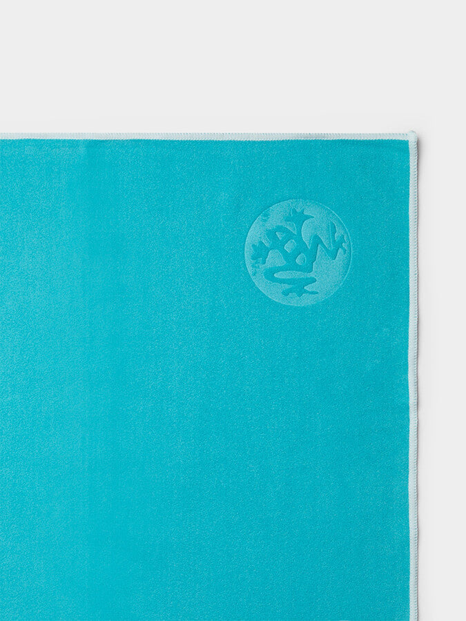 Manduka eQua Yoga Mat Towels - Non-Slip, Absorbent & Eco-Friendly for Hot Yoga, Pilates & Workouts - Perfect for Home & Studio Use