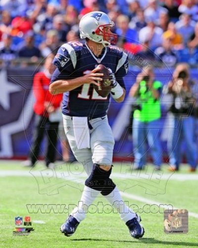 Tom Brady 2013 Action Sports Photo - 8x10 Inches Premium Quality Collectible - Perfect for NFL Fans, Sports Memorabilia Collections, and Man Cave Decor
