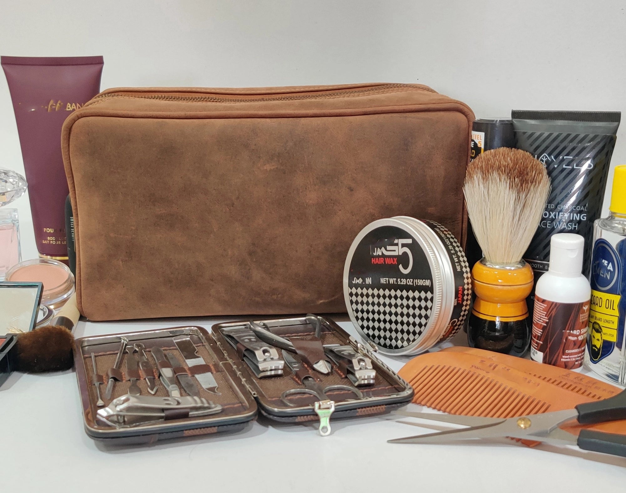 Johnny Handmade Leather Dopp Kit - Premium Travel Toiletry Bag for Men | Durable & Water-Resistant | Perfect for Business Trips, Gym & Weekend Getaways
