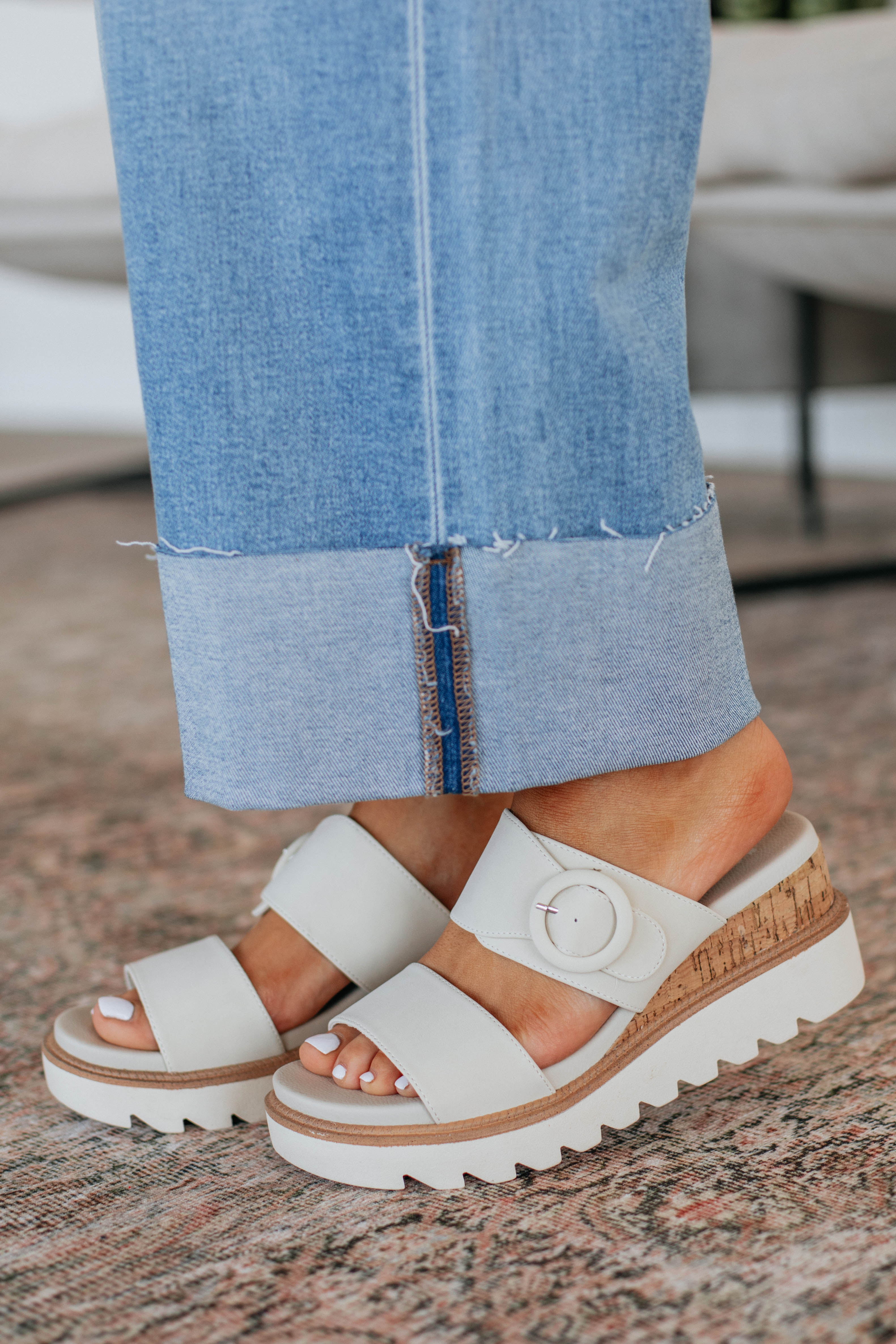 Ease My Mind Comfort Sandals for Women - Soft & Supportive Summer Walking Shoes - Perfect for Beach, Travel & Casual Wear