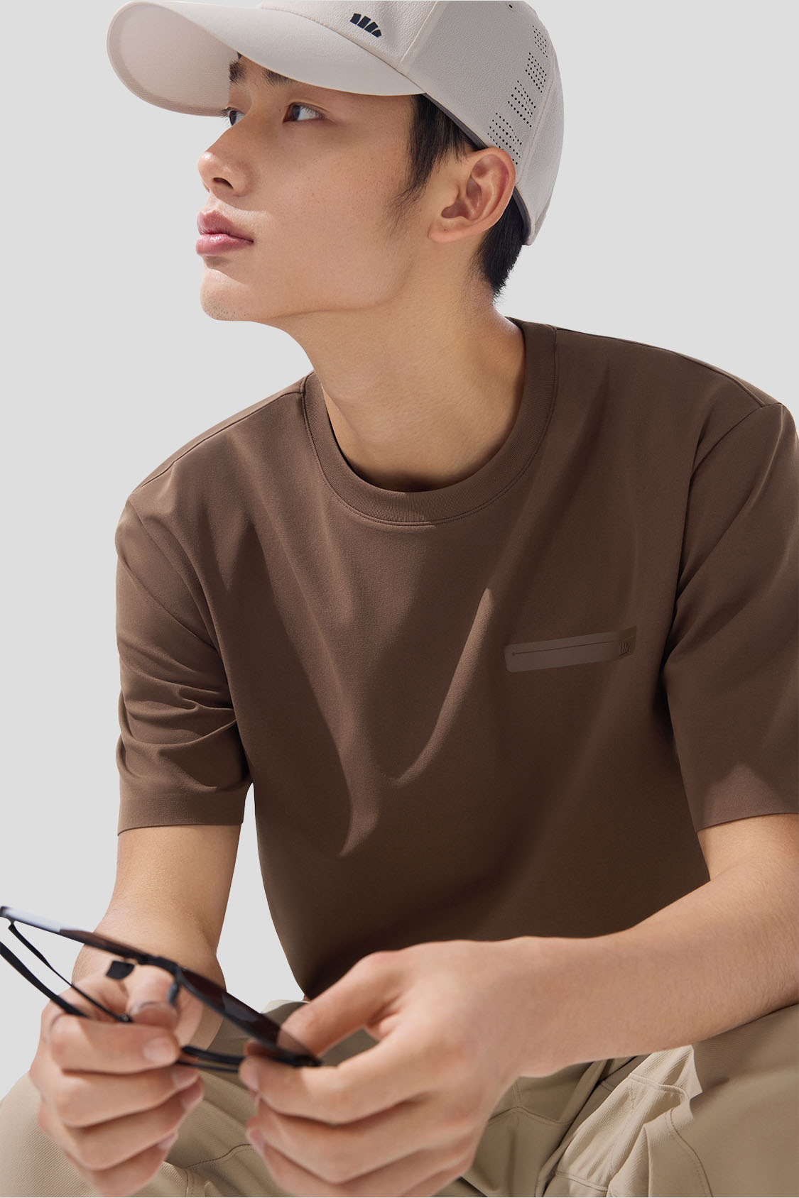Vapor Men's Sweatproof Tech T-Shirt UPF 100+ Sun Protection Shirt - Perfect for Running, Hiking & Outdoor Activities