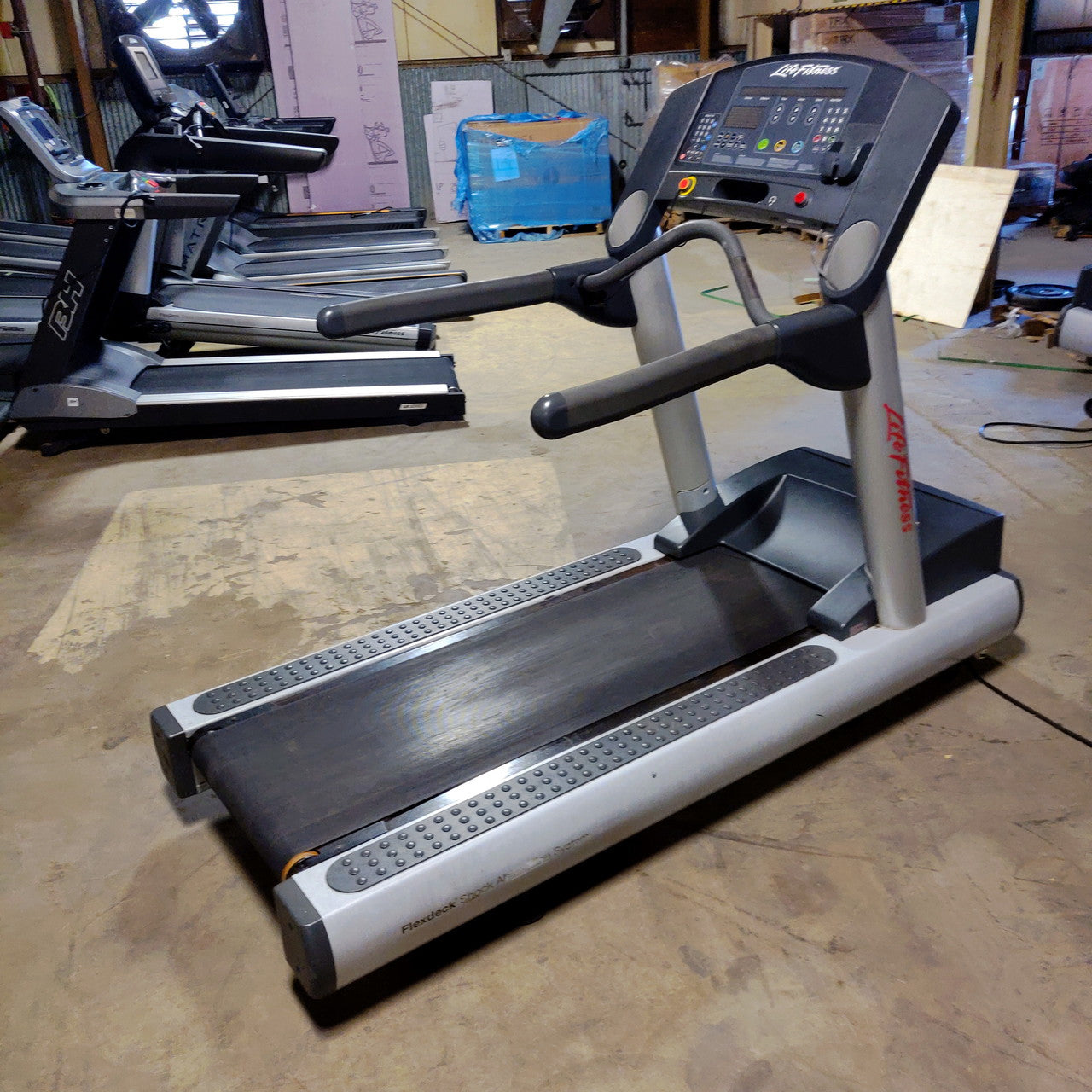 Life Fitness CLST Treadmill - Premium Home & Gym Commercial Treadmill with Powerful Motor & Cushioned Deck for Running, Walking & Cardio Workouts | Perfect for Home Fitness, Commercial Gyms & Personal Training Studios