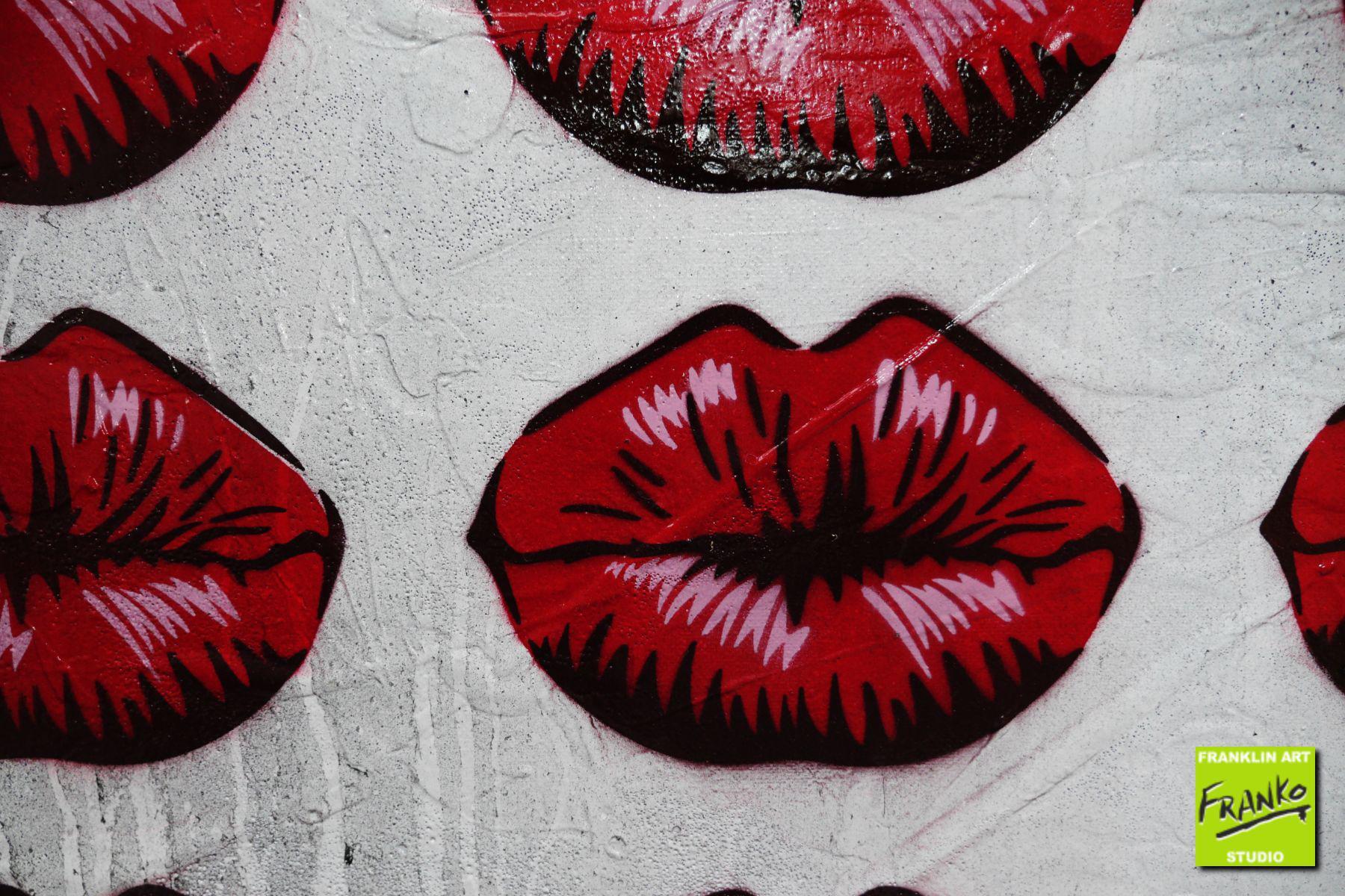 75cm x 100cm Lips Kiss Textured Urban Pop Art Canvas Painting - Modern Home Decor for Living Room, Bedroom & Office Wall Art