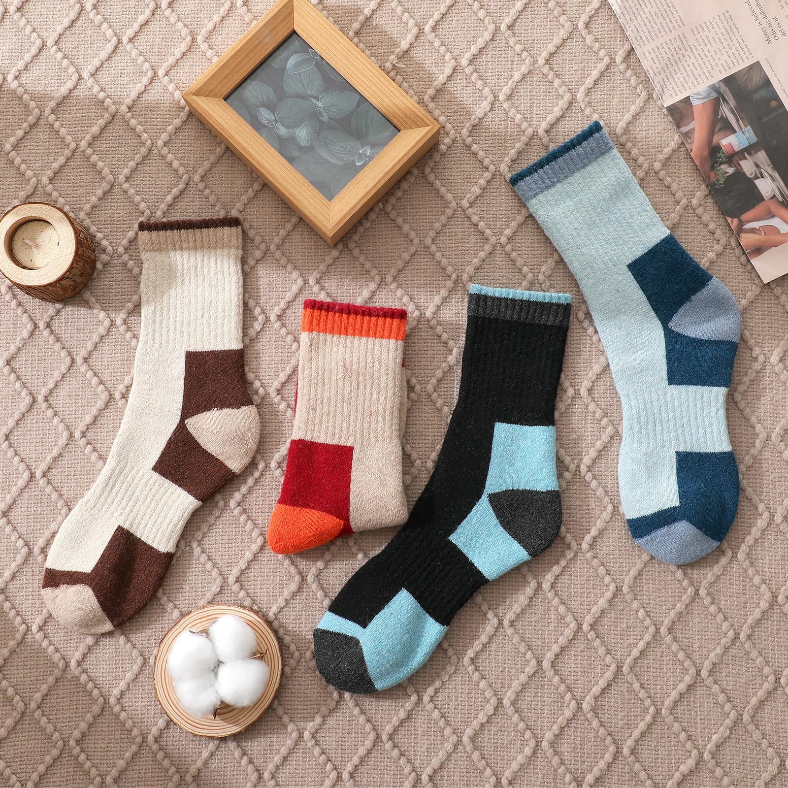 Premium Merino Wool Socks for Men & Women - 4 Pairs Thermal Winter & Hiking Crew Socks - Moisture Wicking, Odor Resistant, Temperature Regulating - Perfect for Outdoor Adventures, Camping & Cold Weather Activities