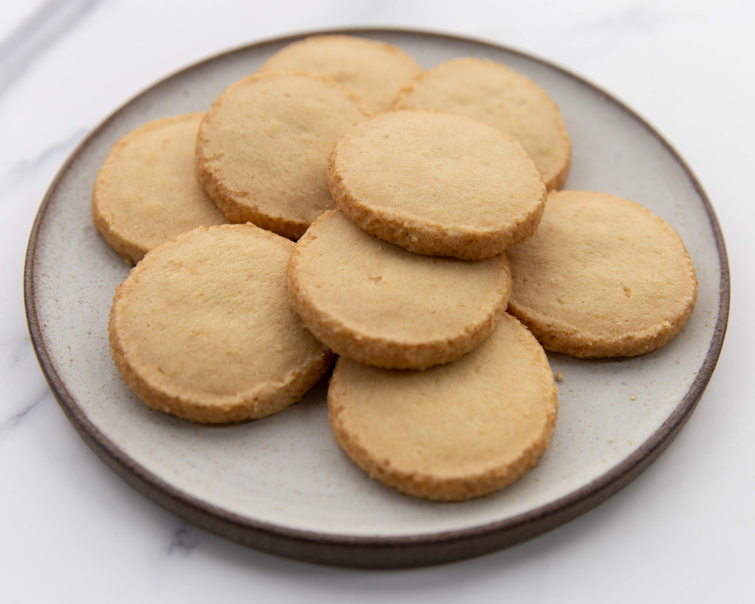 Walkers Shortbread Highlanders Cookies - Traditional Scottish Butter Shortbread, 7oz Box (Pack of 2) | Perfect for Tea Time, Gifts & Holiday Baking