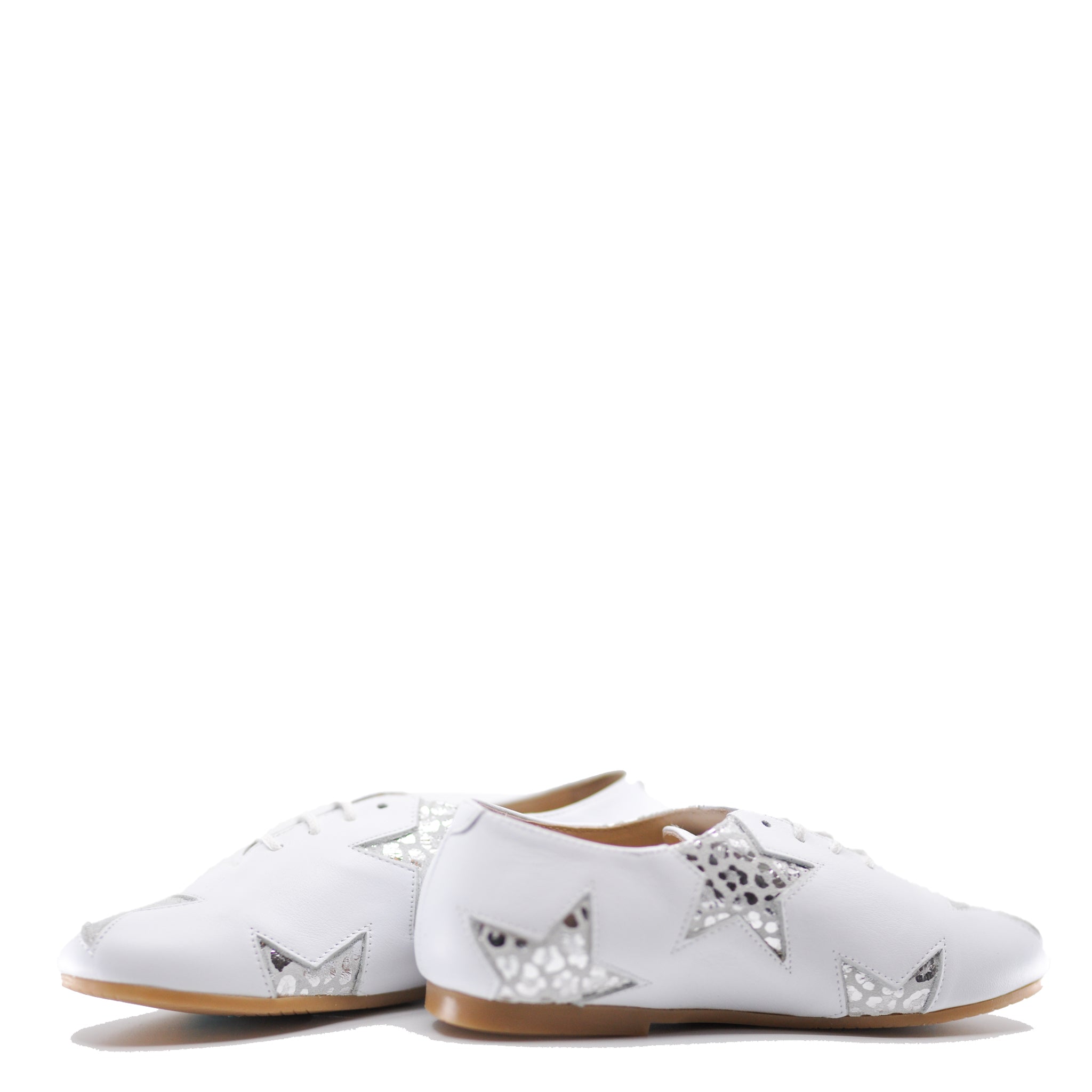 Manuela White and Silver Star Derby Hat - Elegant Derby Hat for Women, Fashionable Horse Racing Hat, Perfect for Kentucky Derby, Weddings, and Special Events
