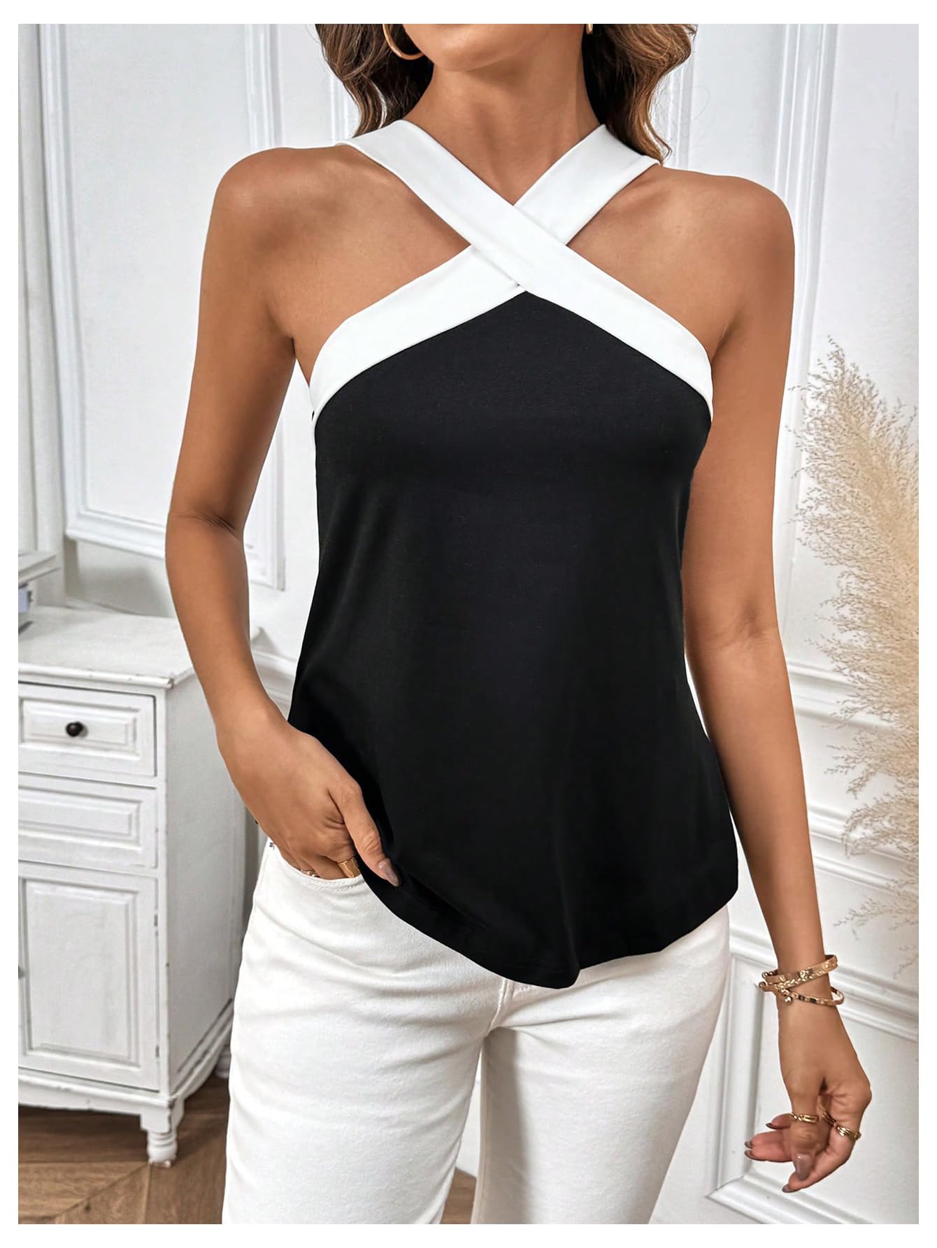 Floerns Women's Solid Sleeveless Colorblock Criss Cross Halter Tank Top - Summer Casual Wear, Beach Cover Up, Yoga & Fitness Outfit