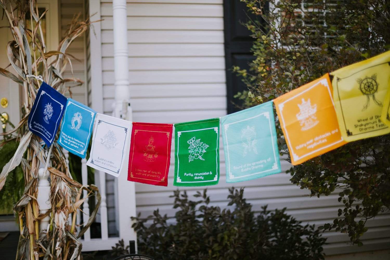 8 Auspicious Symbols Prayer Flags - Buddhist Prayer Flags for Home, Garden & Meditation - Bring Peace, Harmony & Good Luck - Perfect for Yoga Studios, Temples & Outdoor Decor