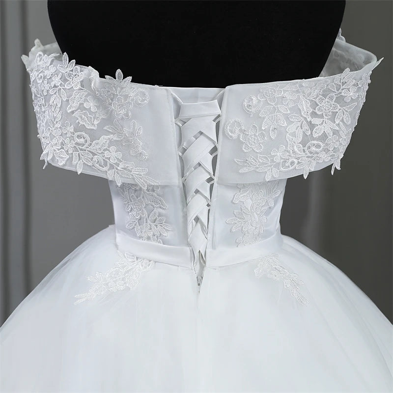Elegant Plus Size Off Shoulder Wedding Dress with Appliques and Pearls - Perfect for Brides, Beach Weddings & Formal Occasions