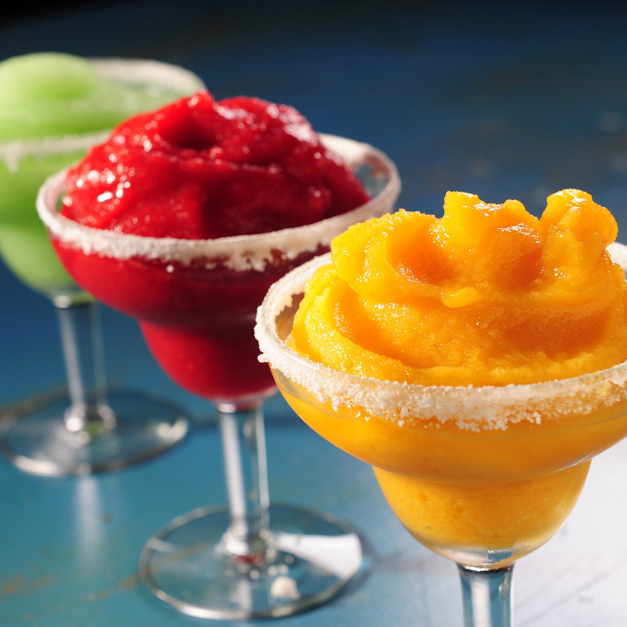 Electric Ice Shaver Machine for Home - Countertop Snow Cone Maker, Italian Ice & Slushie Machine with Cup by Classic Cuisine | Perfect for Parties, Summer Treats & DIY Frozen Desserts