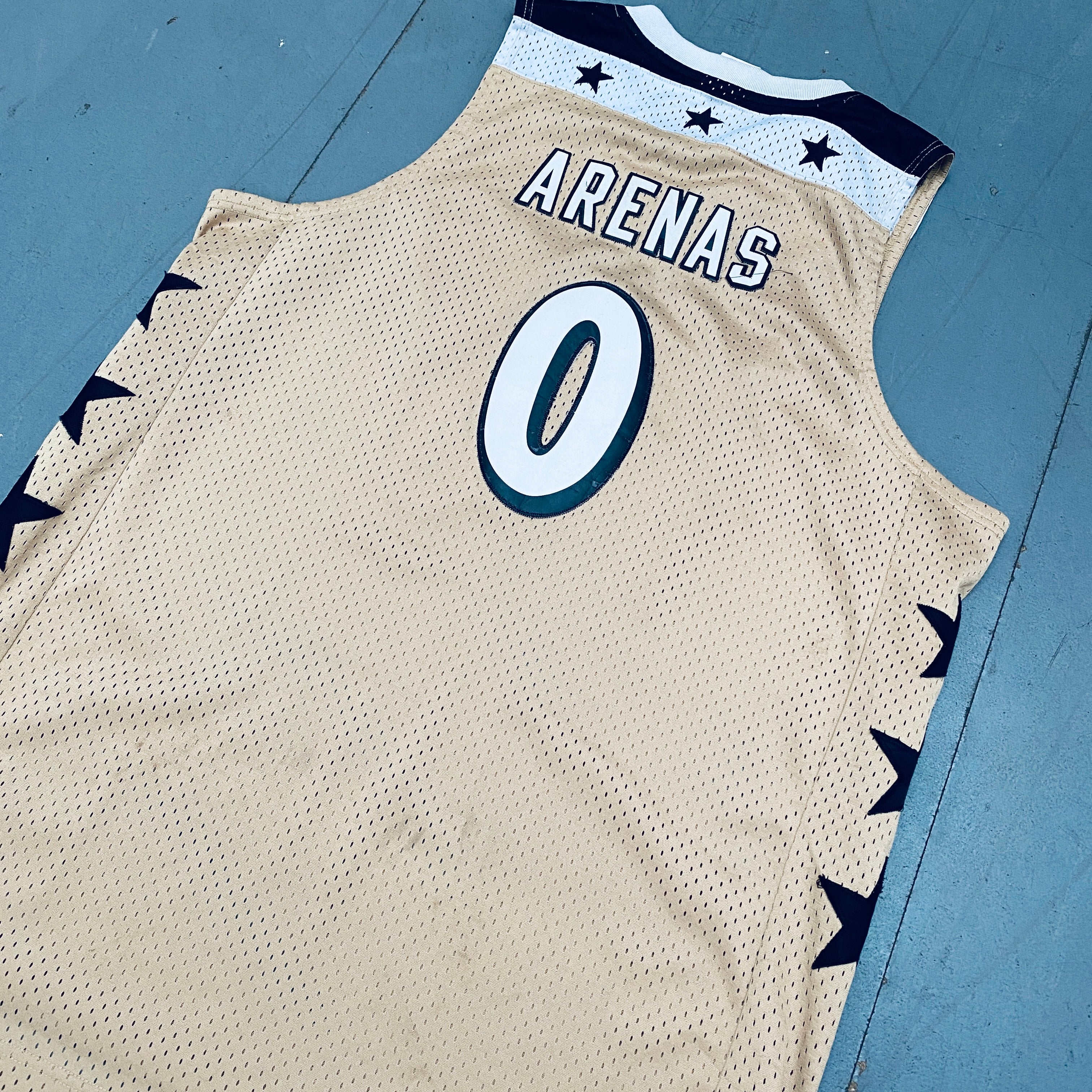Authentic Washington Wizards Gilbert Arenas 2006-07 Gold Adidas Stitched NBA Jersey - XXL Size for Basketball Fans & Collectors - Perfect for Games, Events, and Sports Memorabilia Display
