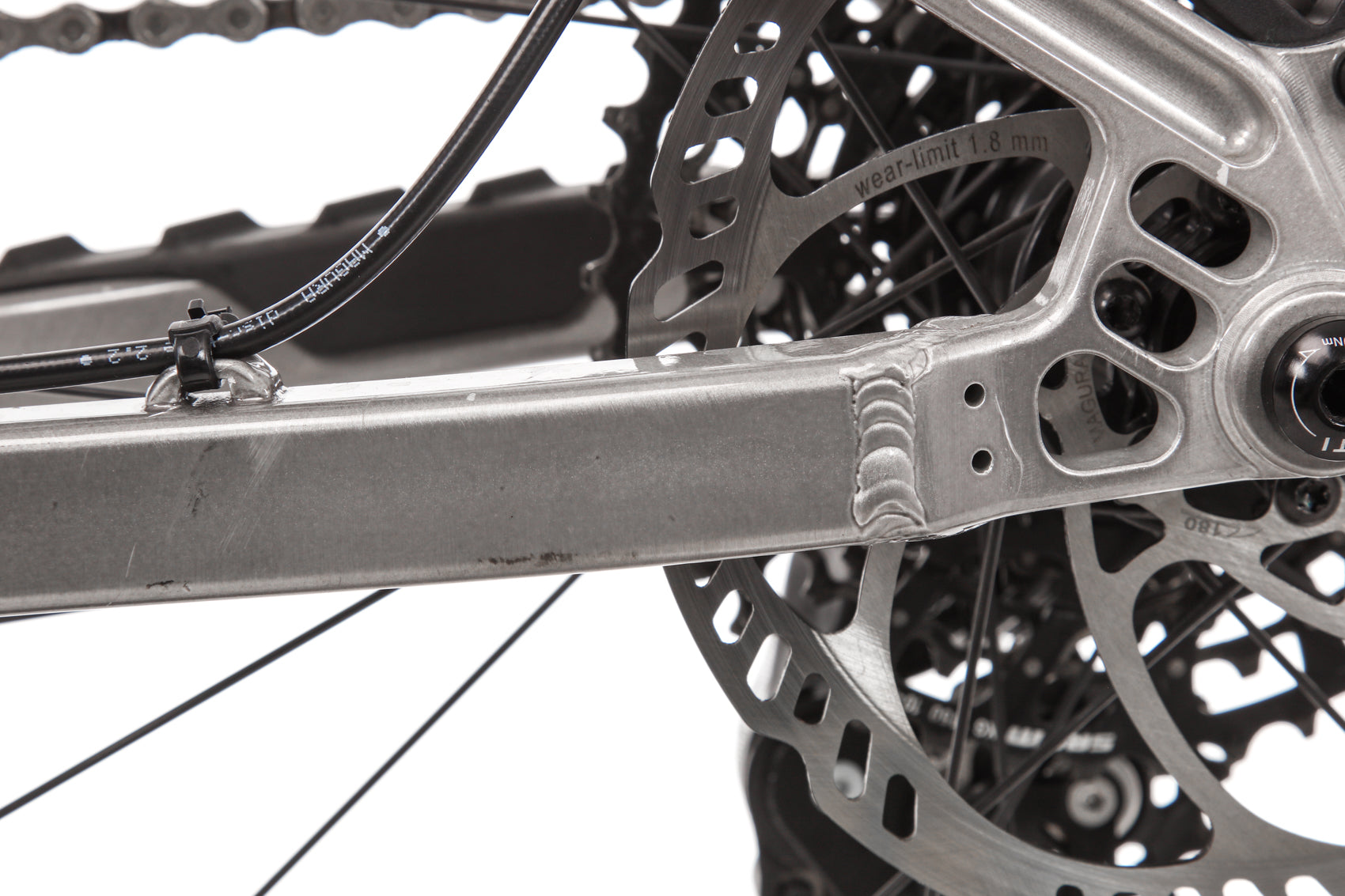 2022 Banshee Enigma Mountain Bike - Large Frame Size | High-Performance Trail & Enduro Riding | Perfect for Mountain Adventures & Off-Road Cycling