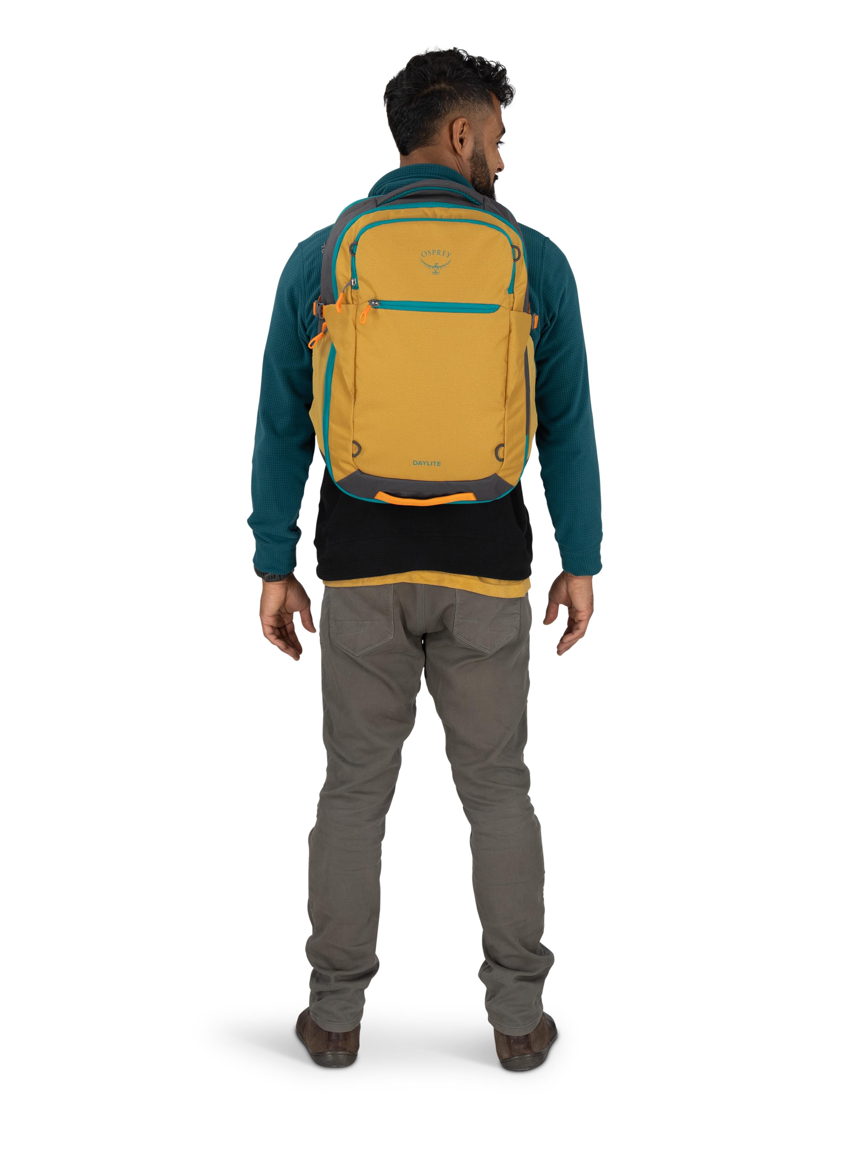 Osprey Daylite Travel Pack 35 - Lightweight Hiking Backpack for Men & Women - Perfect for Day Trips, Commuting & Outdoor Adventures