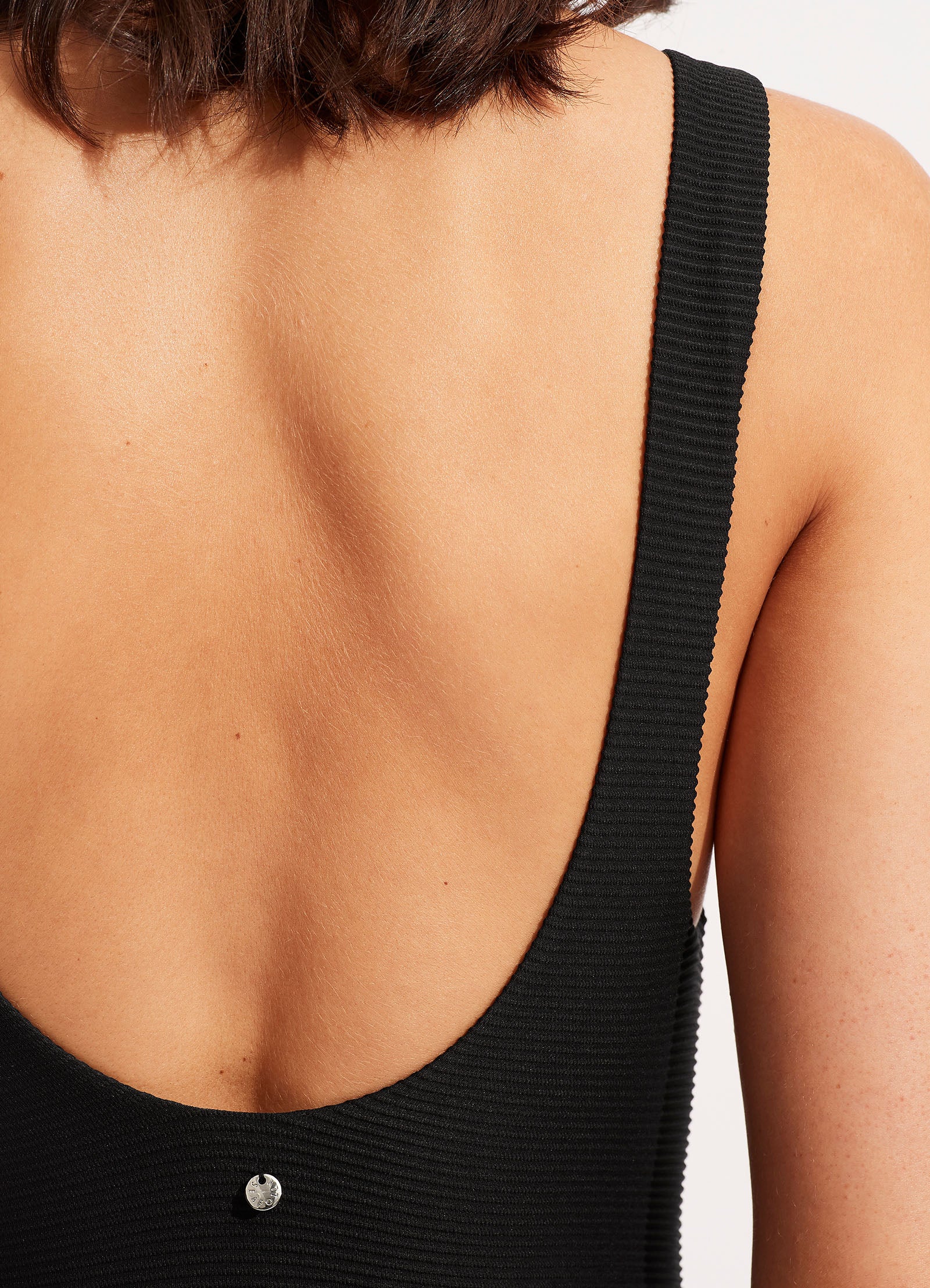 Retro Essentials Tank Top for Women - Classic Black Swimwear for Pool, Beach & Summer Vacations