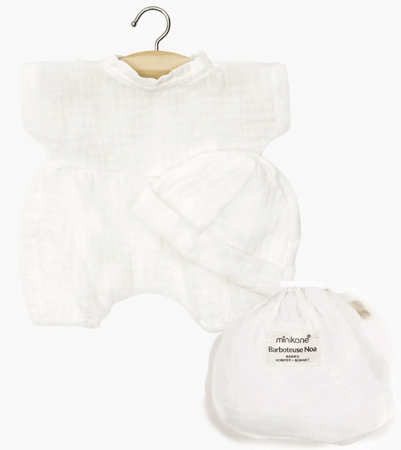 Minikane White Cotton Gauze Noa Romper and Hat Set with Pouch - Soft Baby Outfit for Newborns, Infants & Baby Dolls - Perfect for Photoshoots, Gifts & Nursery Decor