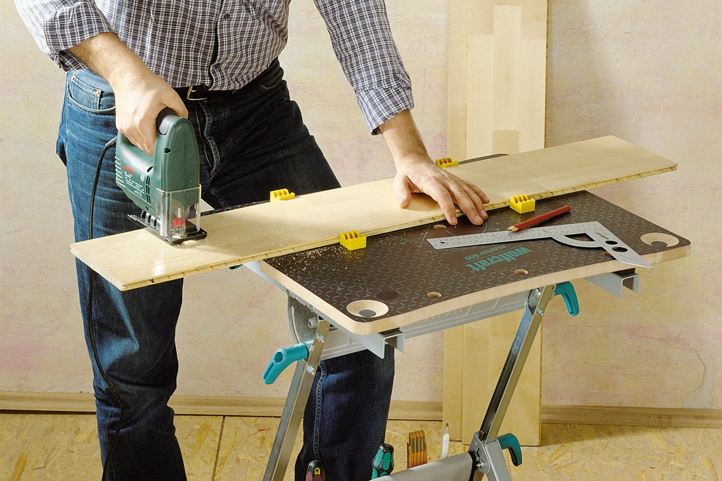 Wolfcraft Master 600 Adjustable Height Workbench & Clamping Table 6182000 - Perfect for Woodworking, DIY Projects & Garage Workshops