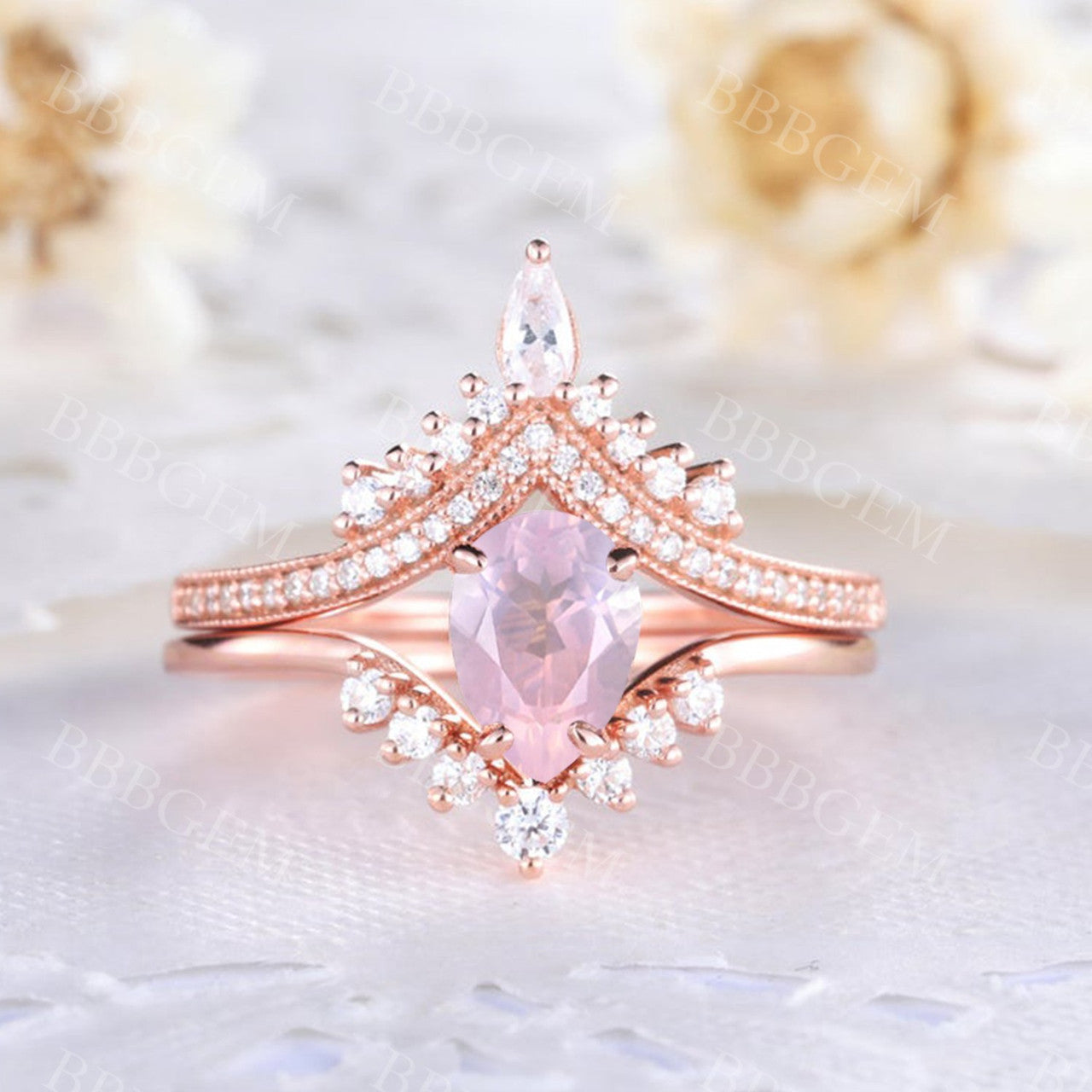 Exquisite 0.8 Carat Pear Cut Rose Quartz Engagement Ring Set with Diamond Band - Perfect for Proposals, Anniversaries & Romantic Gifts