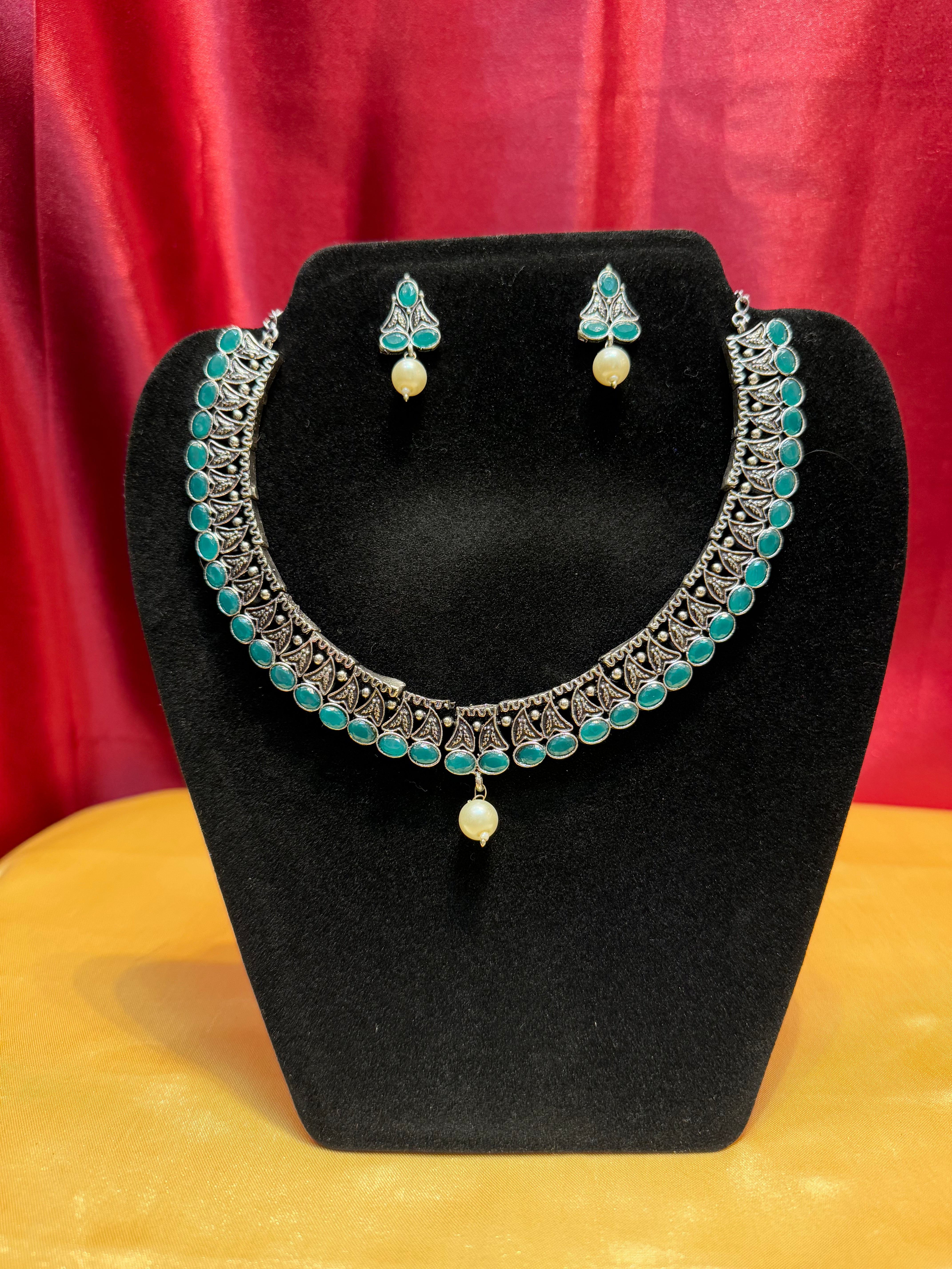 Oxidized Silver Green Pearl Pendant Necklace and Earrings Set for Women - Elegant Jewelry Gift for Birthday, Anniversary, Wedding & Special Occasions