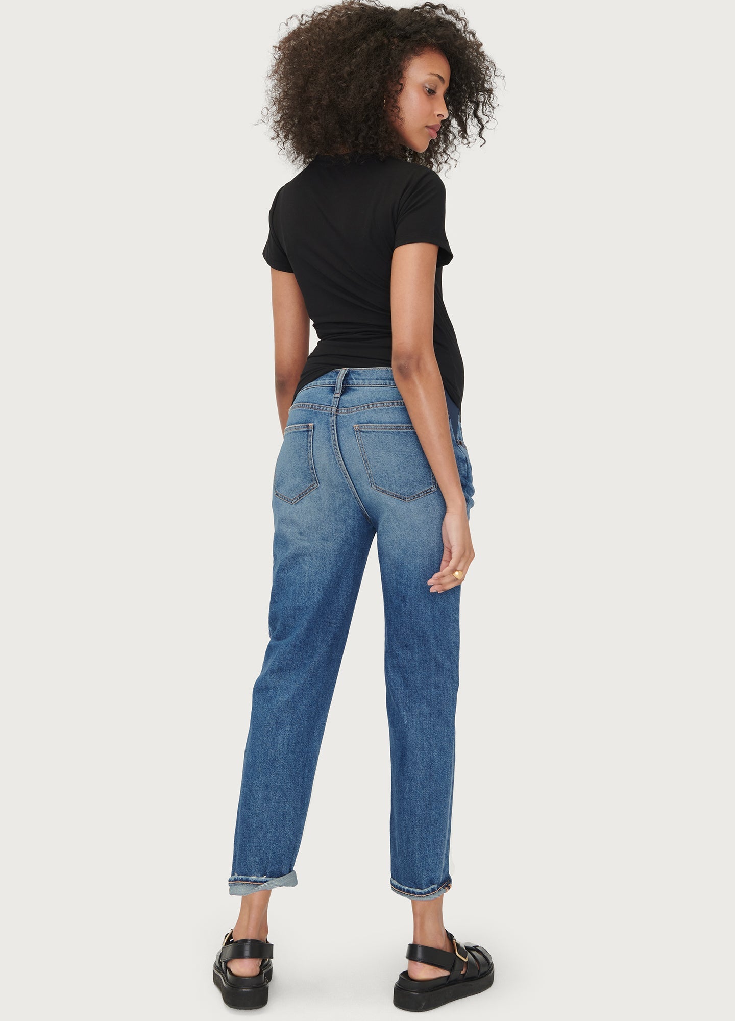 Best Stretch Maternity Jeans for Women - Comfortable Boyfriend Fit Pregnancy Denim Pants for Everyday Wear & Maternity Photos