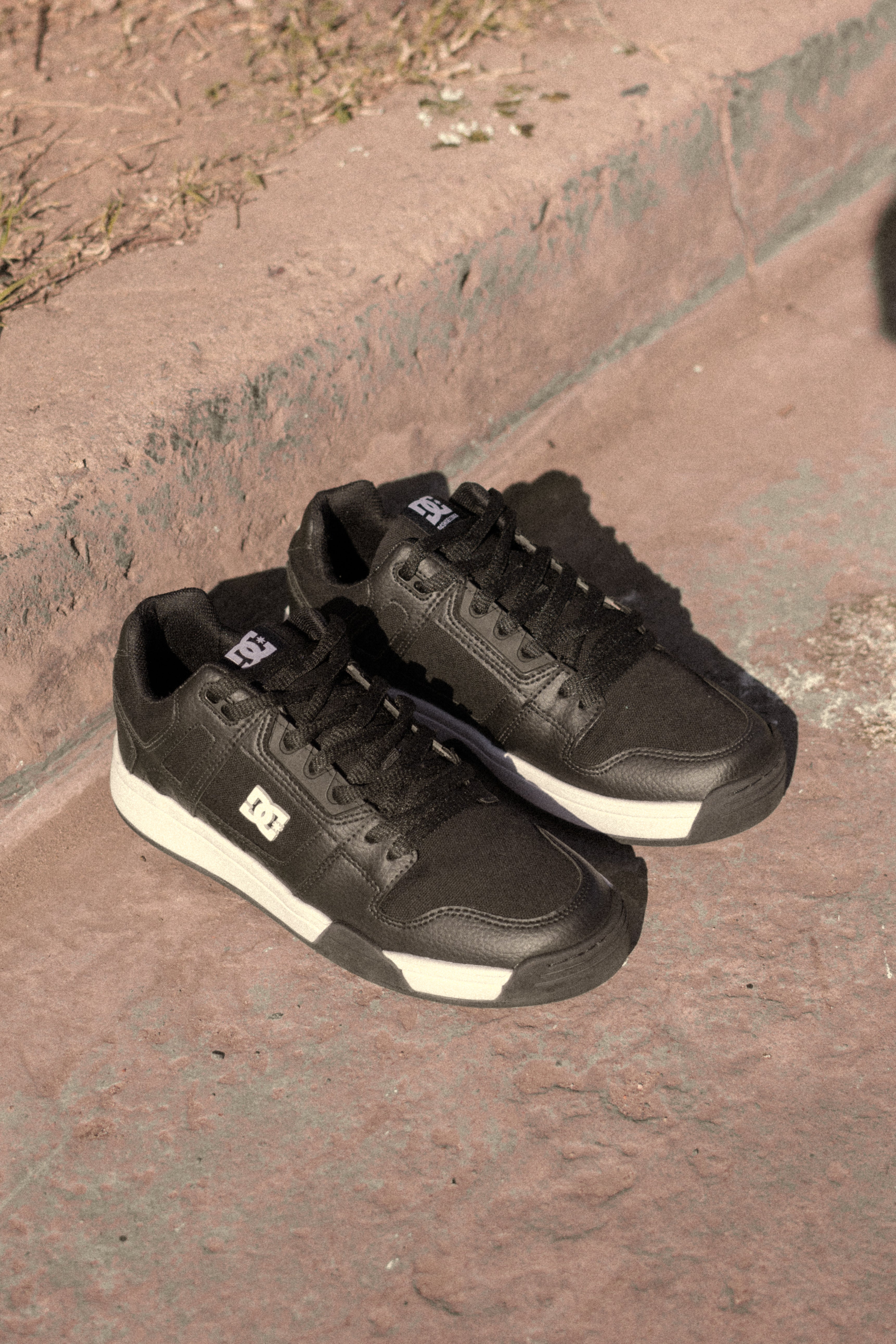 DC Stag Lite RS Skate Shoes for Men - Black | Lightweight & Durable Skateboarding Shoes for Street & Park Skating