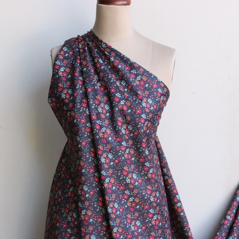Capel Floret Liberty Tana Lawn™ - Premium Cotton Fabric for Quilting, Dressmaking & Home Decor | Perfect for DIY Sewing Projects & Fashion Design