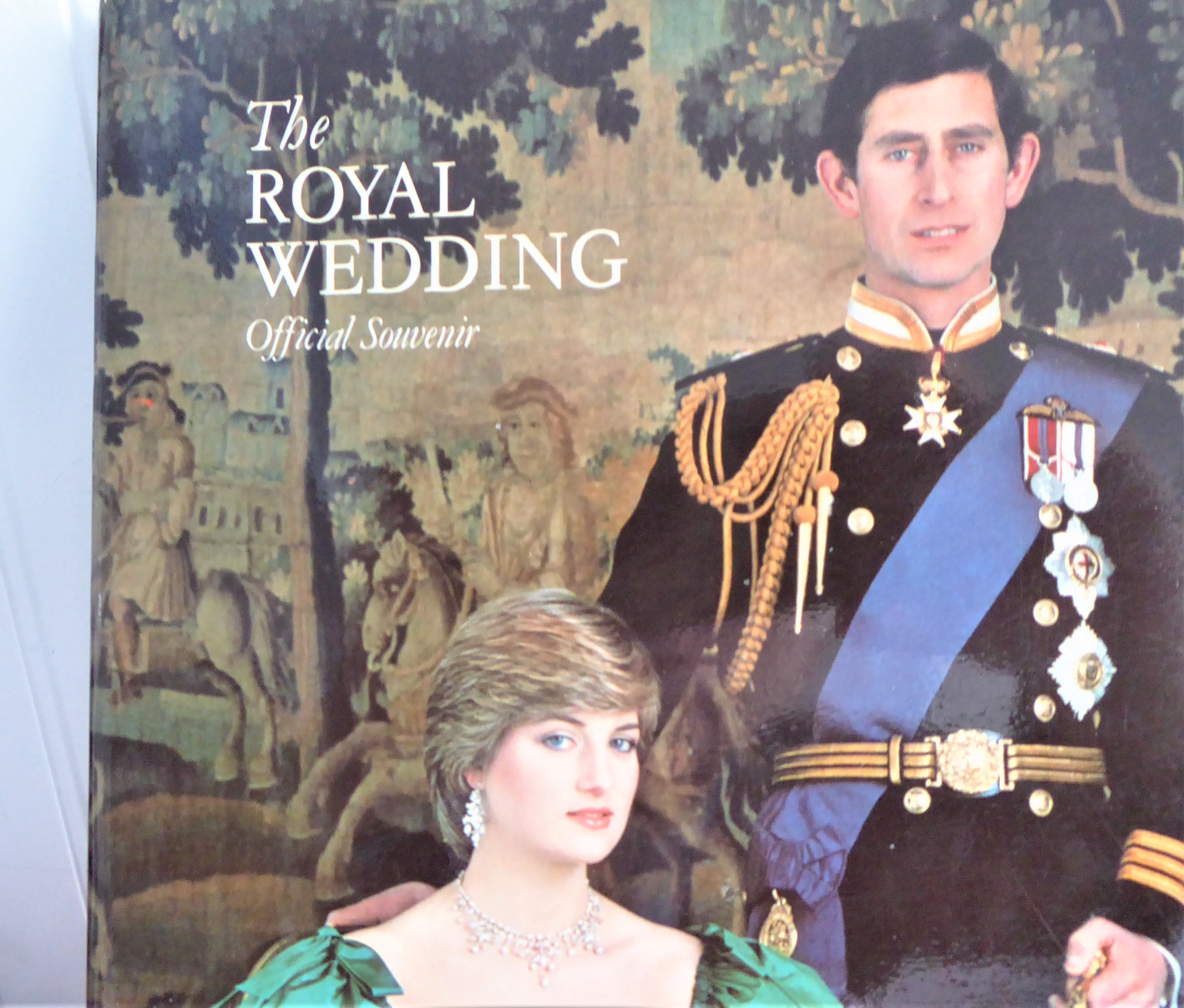 Royal Wedding Charles and Diana 1981 Commemorative Program - Rare Collectible with High-Quality Photos | Perfect for Royal Memorabilia Collectors, History Enthusiasts, and Wedding Inspiration