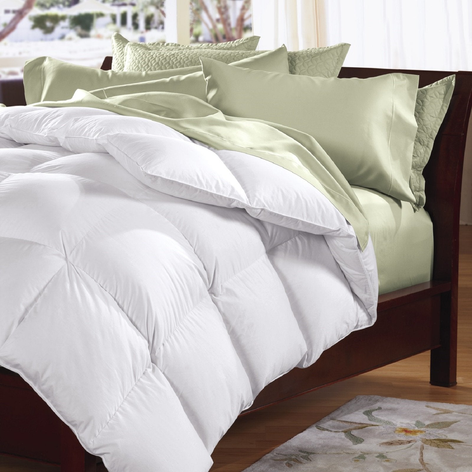 Premium 500GSM Goose Feather & Down Comforter Set with 2 Pillows - Luxury White Bedding for Cold Winter Nights - Perfect for Master Bedroom, Guest Room & Hotel Use