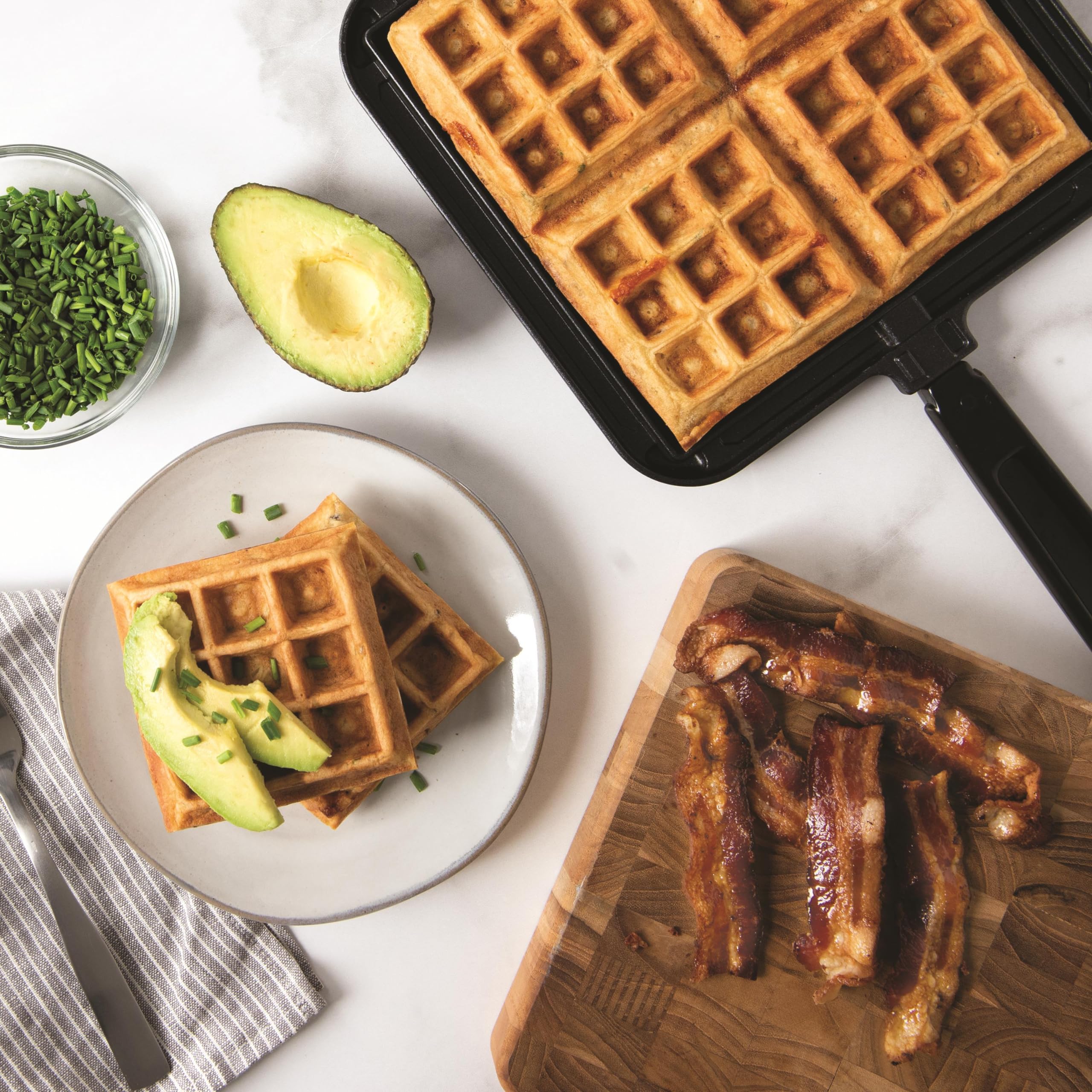 NordicWare 15040 Cast Aluminum Stovetop Belgium Waffle Maker - Perfect for Homemade Breakfast, Brunch & Desserts - Ideal for Gas & Electric Stoves