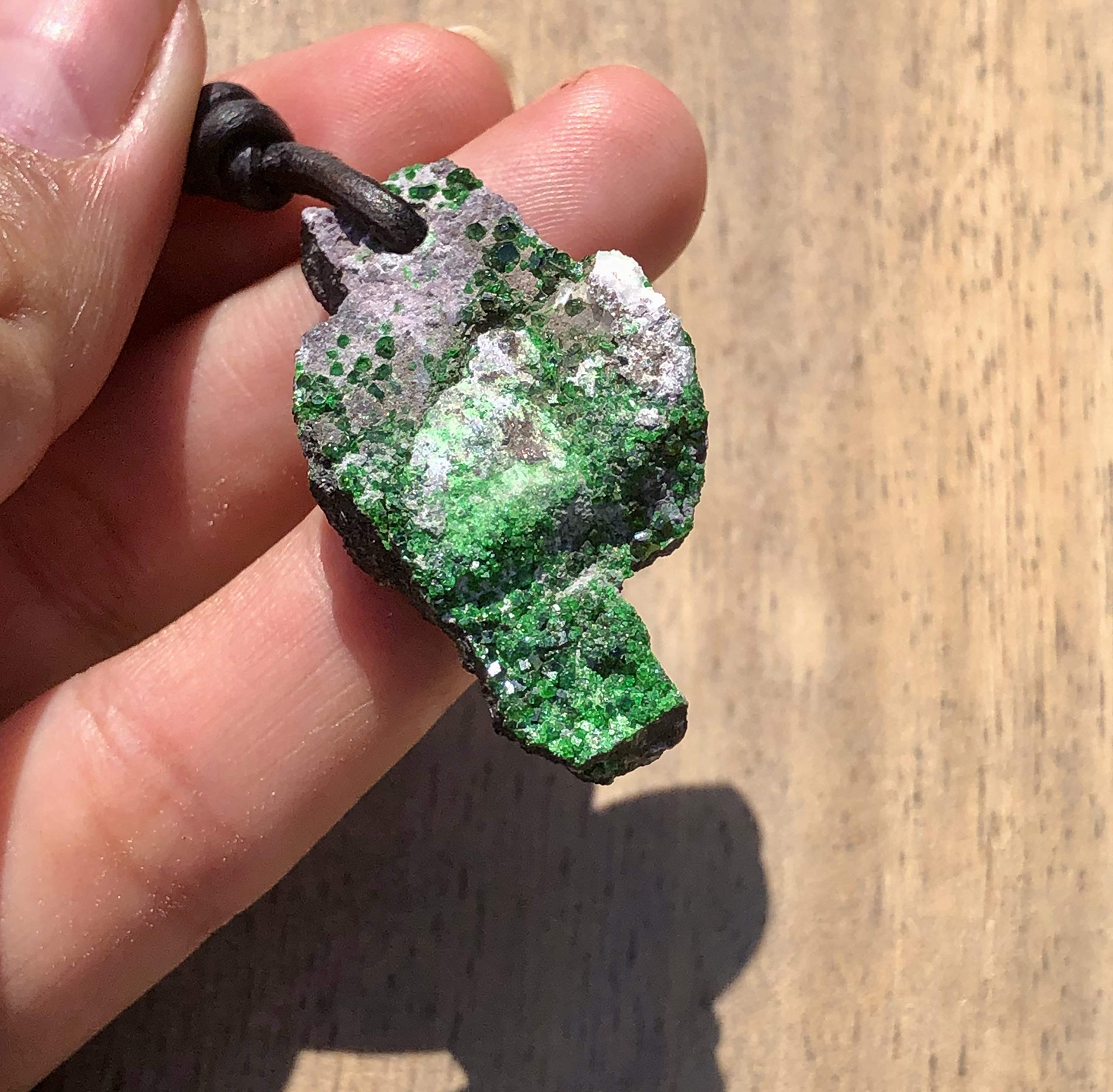 Garnet Raw Stone Necklace - Natural Uvarovite Crystal Pendant for Women & Men | Healing Jewelry, Boho Hippie Accessory, Protection Amulet | Perfect Gift for Wife, Birthday & Good Fortune | Yoga, Meditation & Spiritual Ceremonies