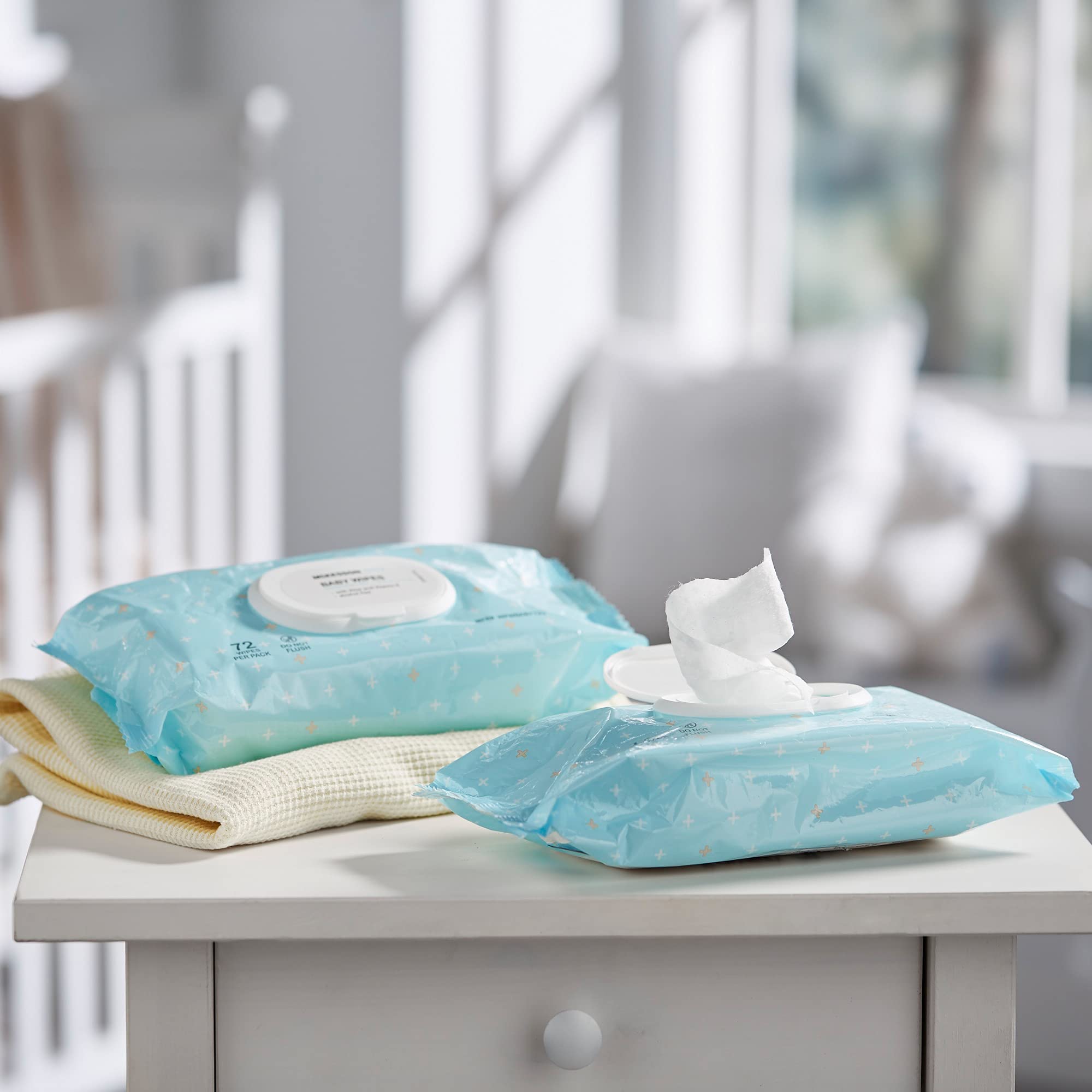 McKesson 864 Count Baby Wipes - Hypoallergenic, Unscented, Alcohol-Free with Aloe & Vitamin E | 6.8