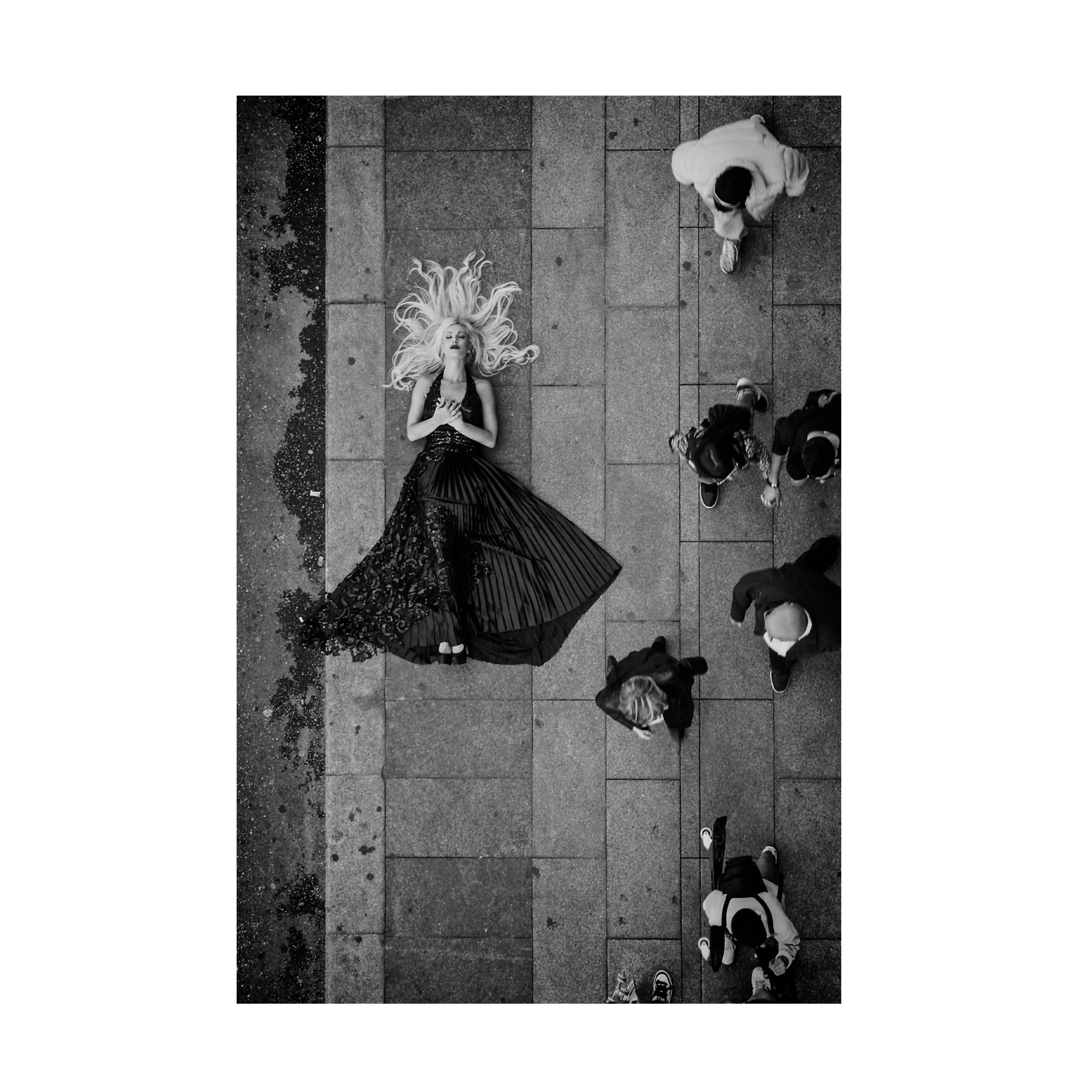 Trademark Fine Art 'Sidewalk, A Daily Life Perspective' Canvas Wall Art Print by Alejandro Marcos - Urban Street Scene Painting for Living Room, Bedroom & Office Decor
