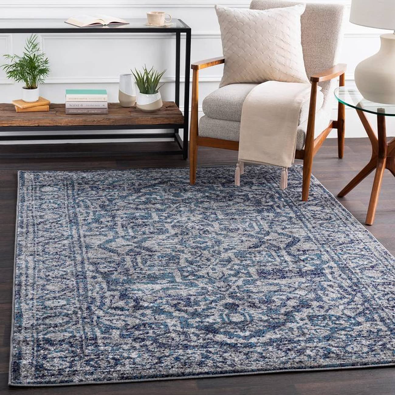 Mark&Day 5ft Round Emma Traditional Navy Area Rug - Blue & White Non-Slip Carpet for Living Room, Bedroom, Kitchen | Soft & Durable Indoor Floor Mat (5'3