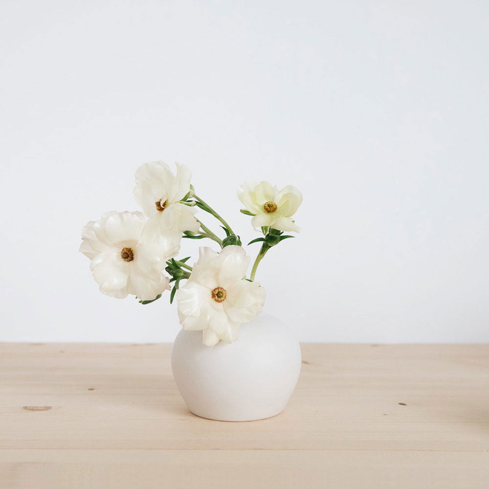 Elegant Ceramic Blossom Vase - Small Floral Arrangement Home Decor for Table Centerpiece, Wedding, Living Room & Office Desk