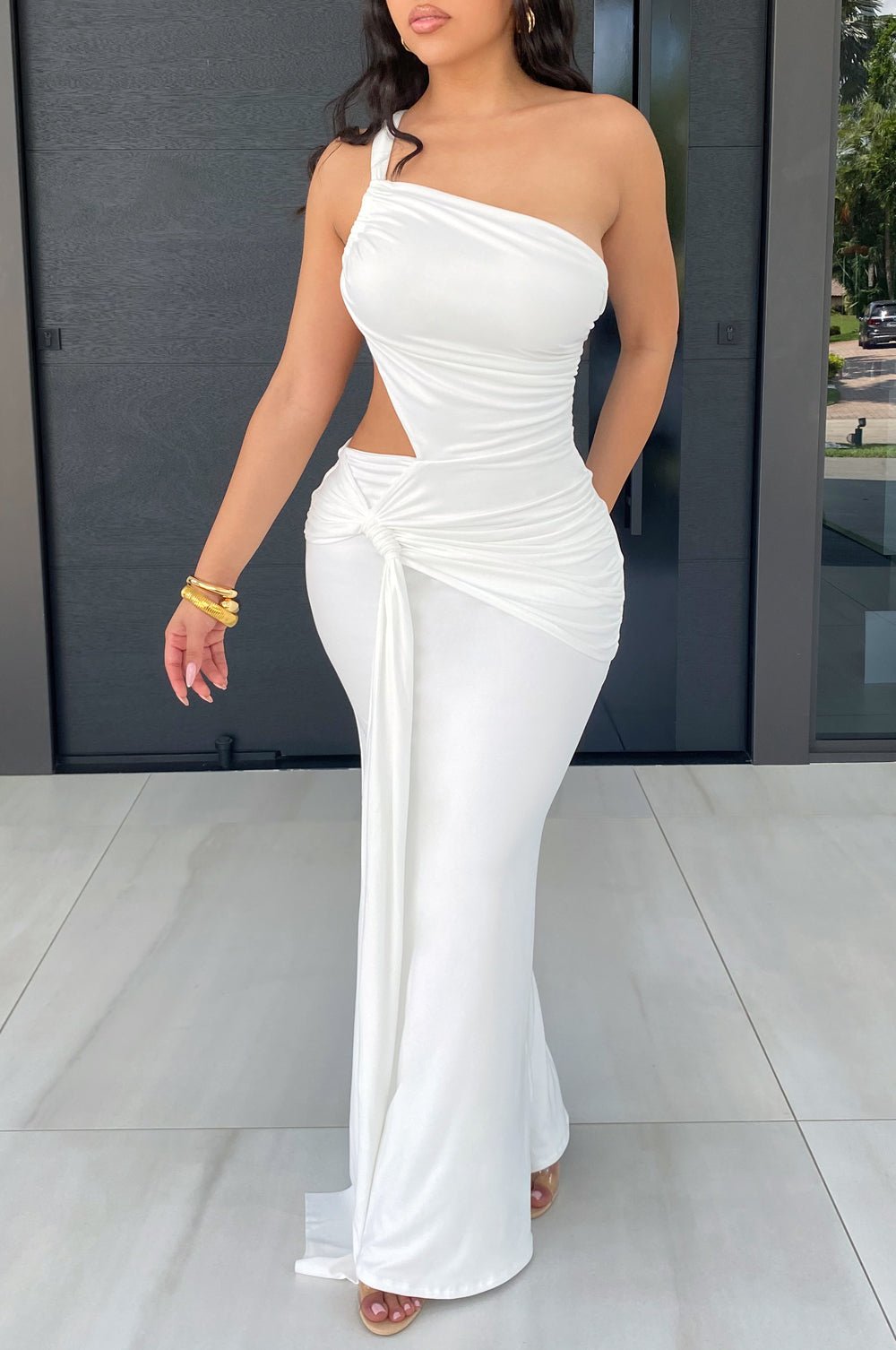 Elegant White One Shoulder Cut Out Ruched Maxi Dress for Women - Perfect for Summer Weddings, Beach Vacations & Evening Parties