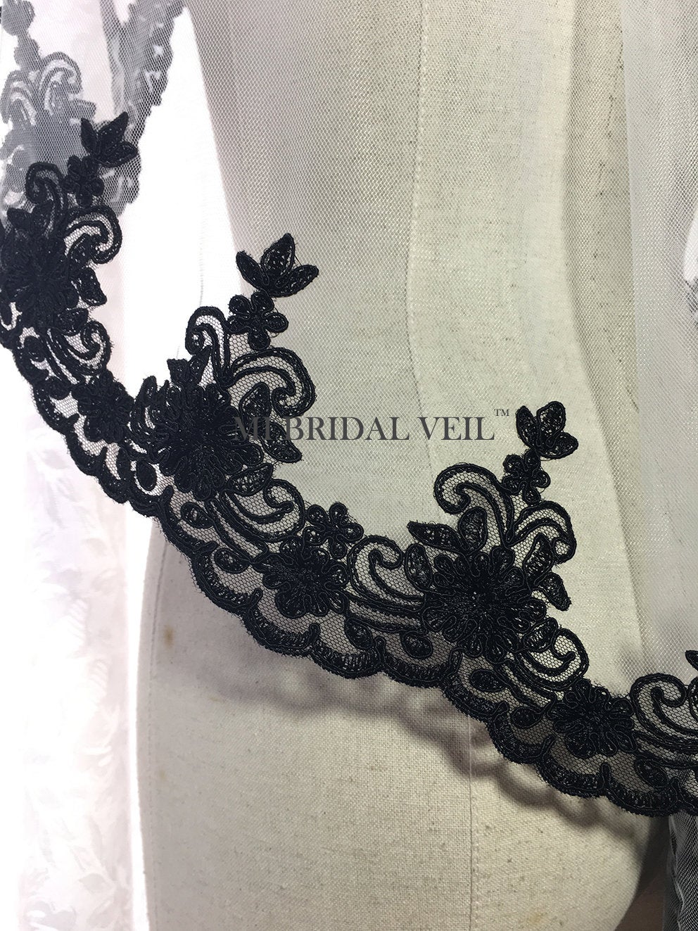 Elegant Black Lace Wedding Veil with Chest Lace Detail - Perfect for Bridal Ceremonies, Photos & Formal Events